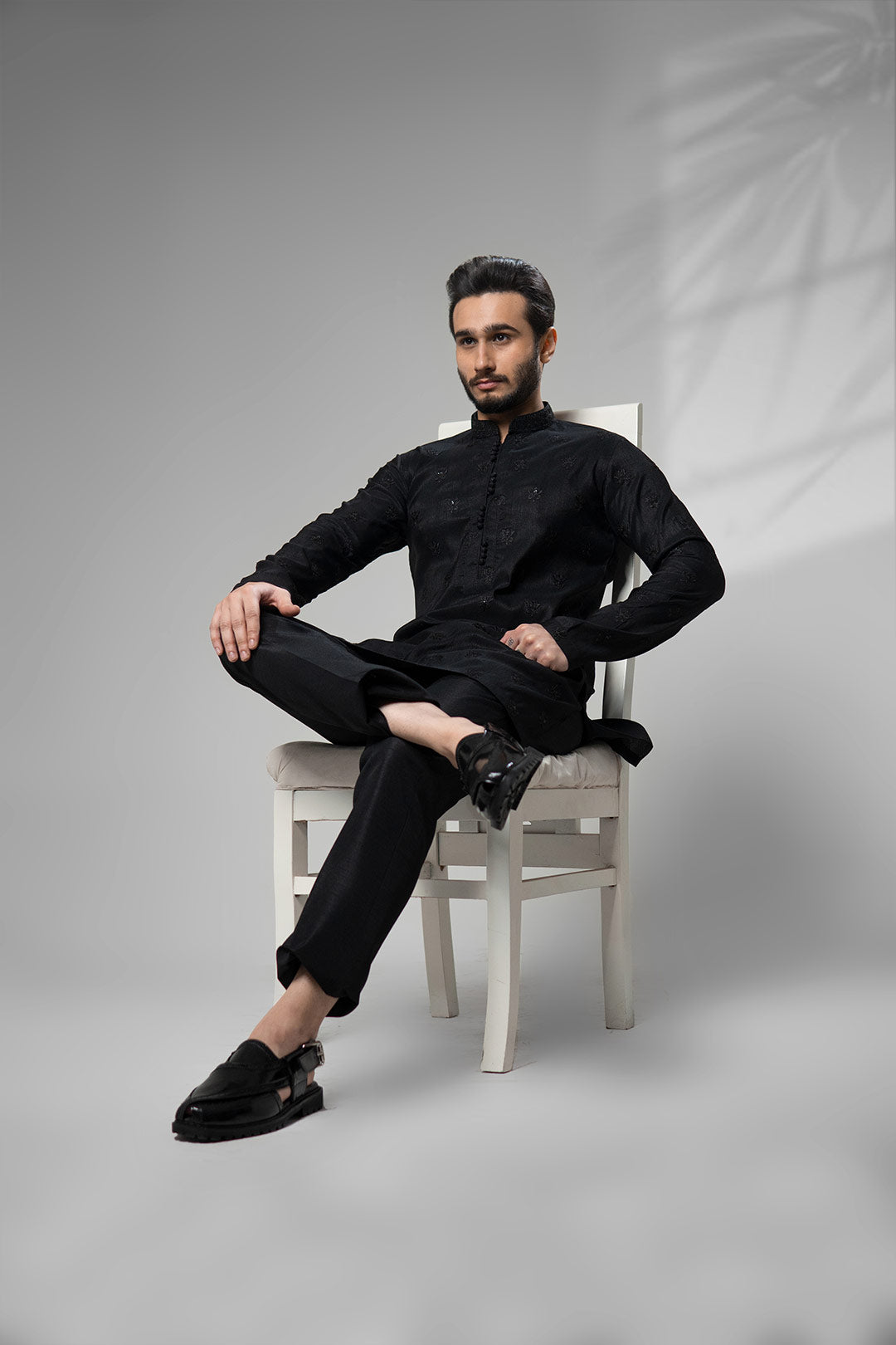 Black Embroidered Brocade Kurta Set (2-Piece) - Image 2