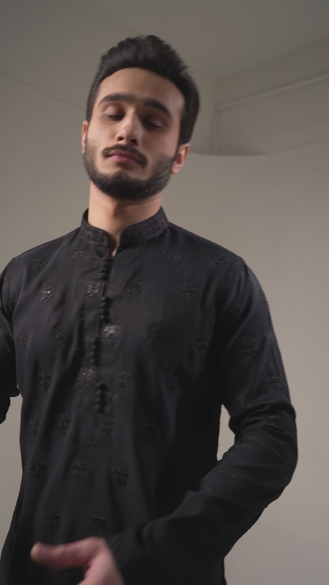 Black Embroidered Brocade Kurta Set (2-Piece) - Image 9