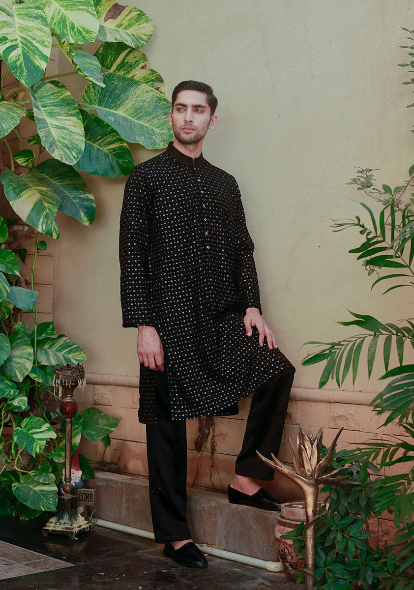 Black Metallic Motif Chiffon Kurta Pajama (2-Piece) - Image 2