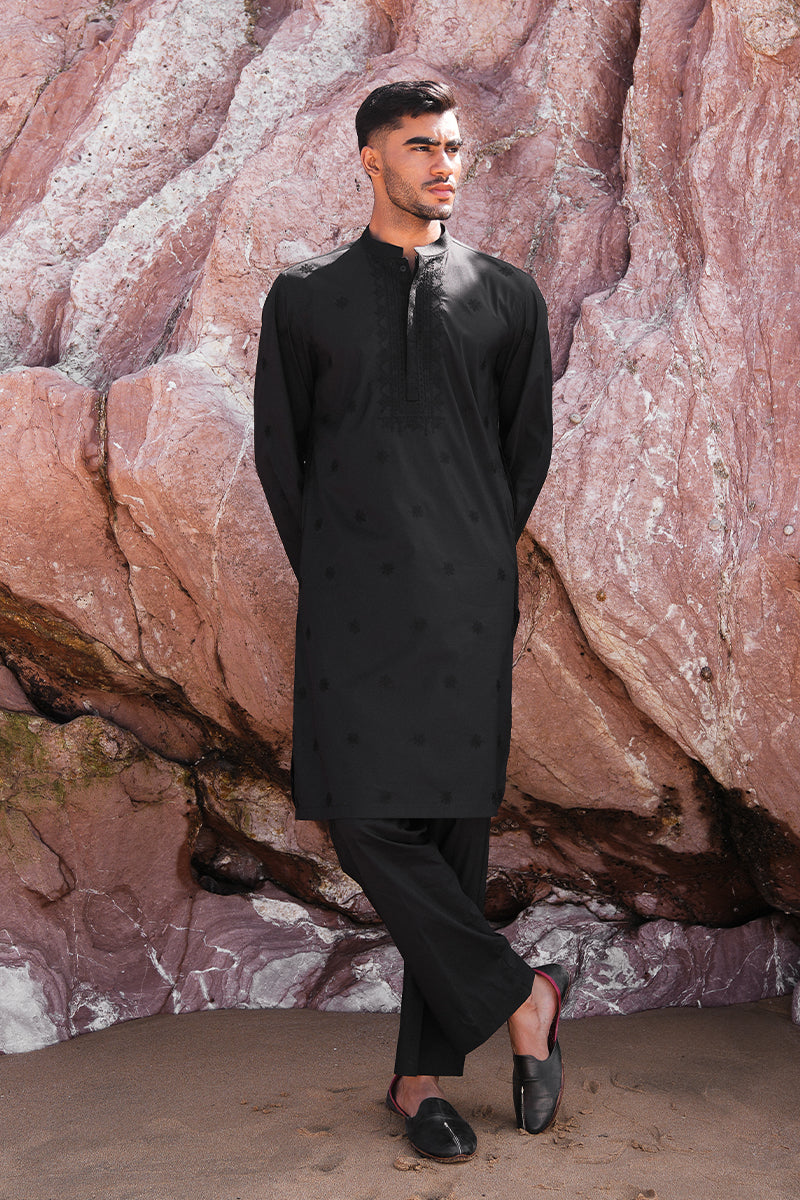 Black Embroidered Cotton Kurta Pajama Set (2-Piece) - Image 1
