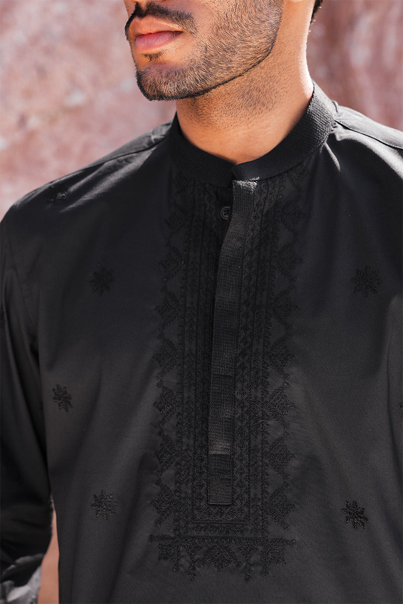 Black Embroidered Cotton Kurta Pajama Set (2-Piece) - Image 3