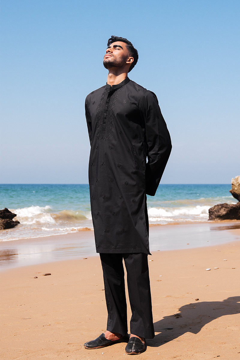 Black Embroidered Cotton Kurta Pajama Set (2-Piece) - Image 8
