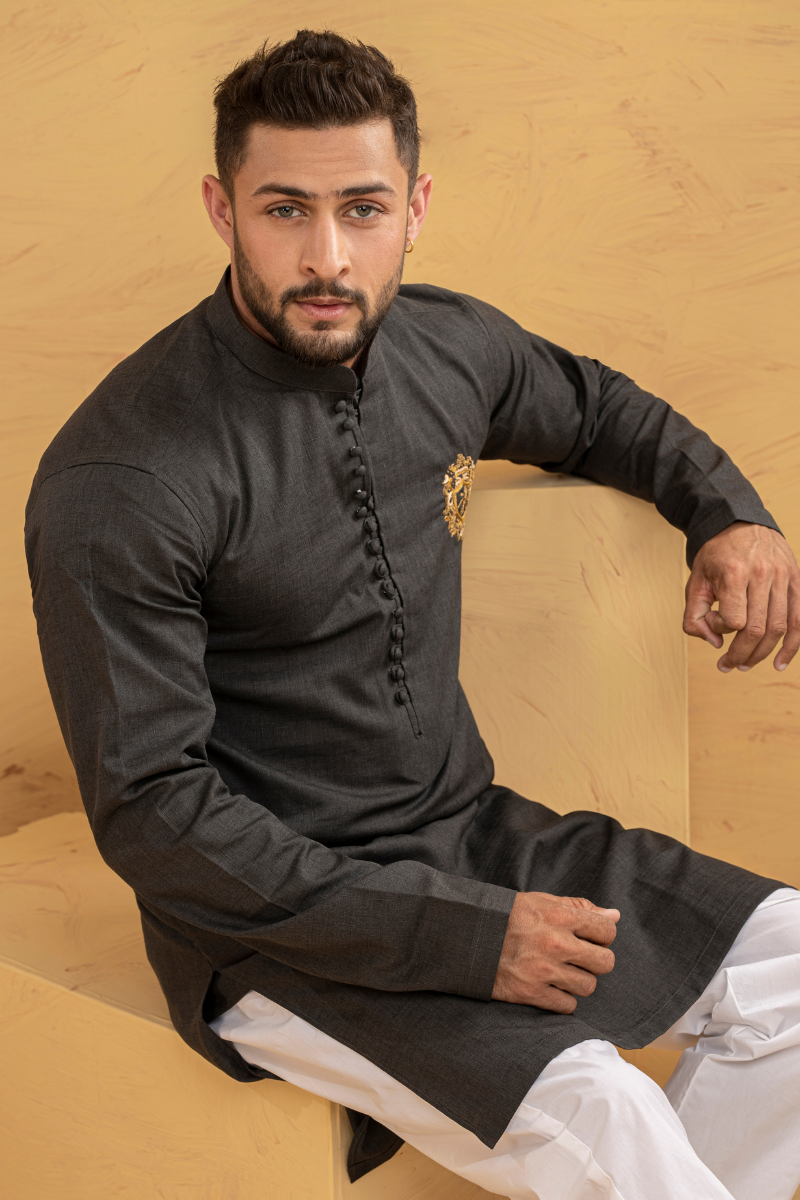 Black Gold Crest Embroidered Cotton Kurta (2-Piece) - Image 3