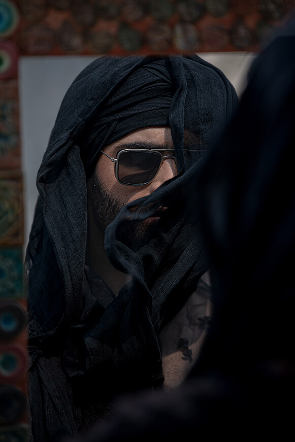 Black Dori Embroidered Cotton Khaddi Kurta (2-Piece) - Image 3