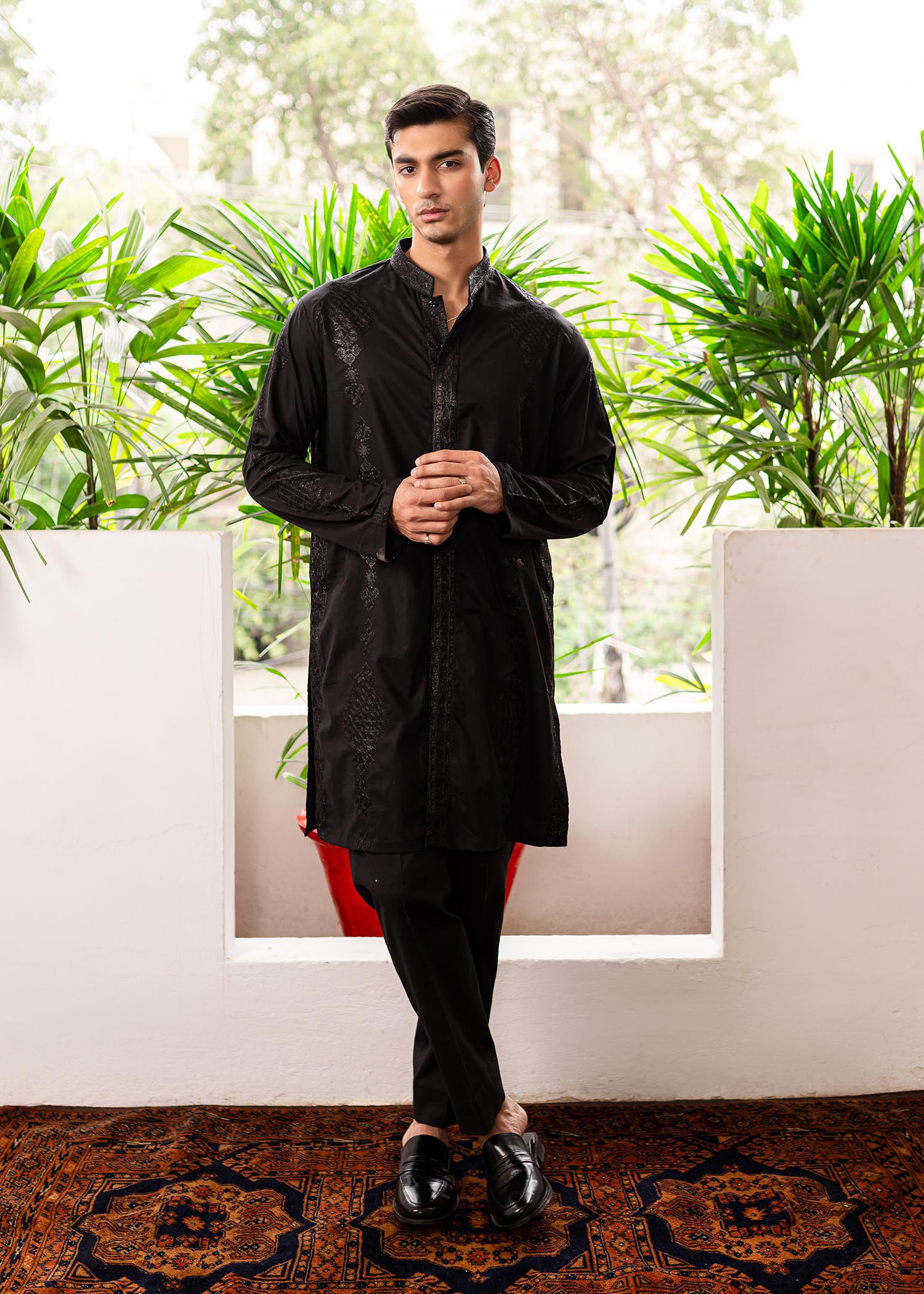 Black Self-Embroidered Cotton Kurta (2-Piece) - Image 1