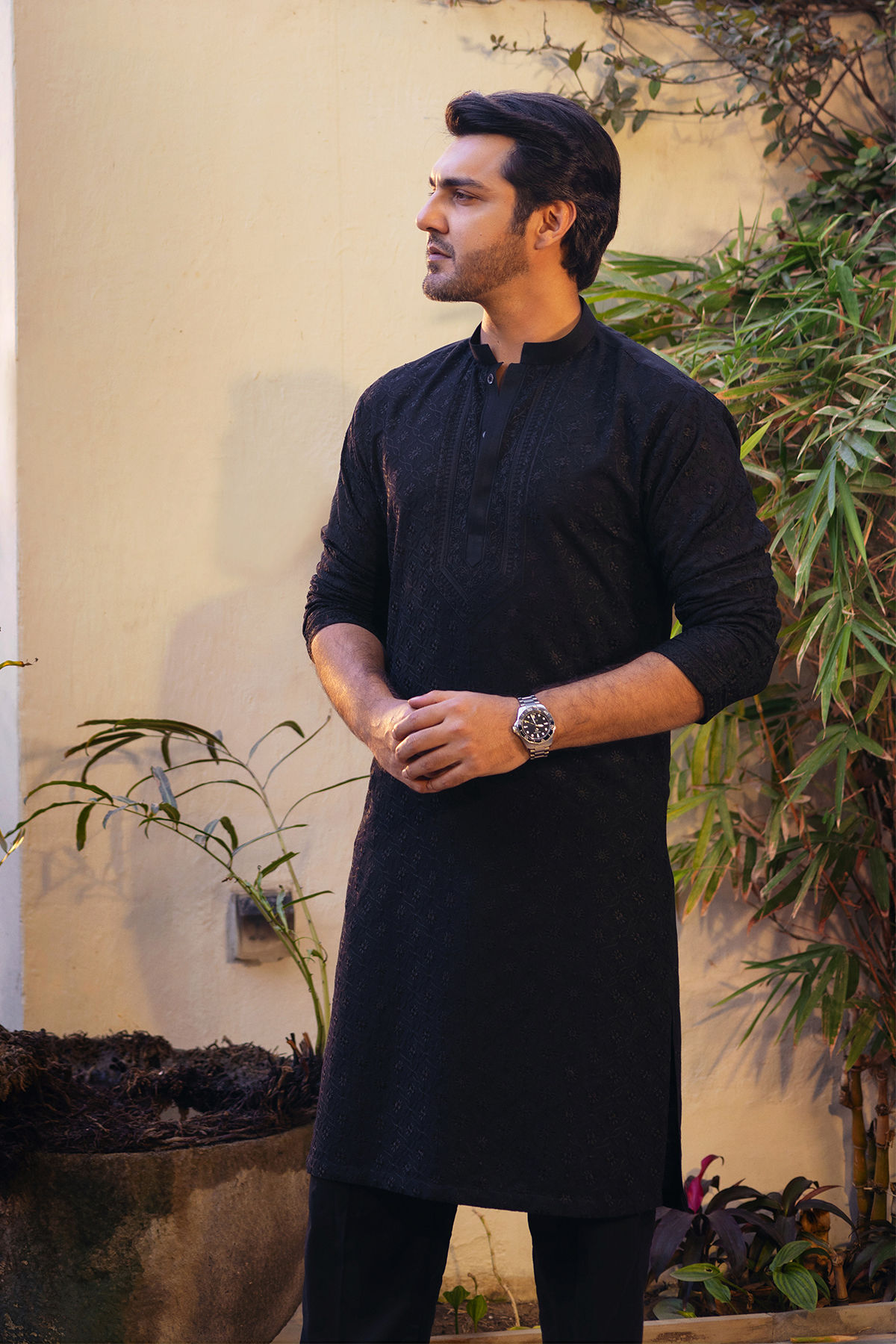 Black Self-Embroidered Cotton Kurta (2-Piece) - Image 2