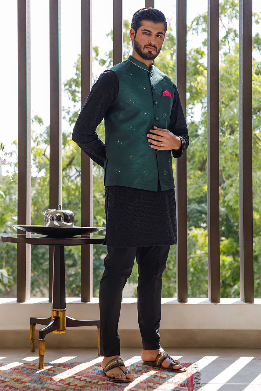 Black Embroidered Cotton Kurta Set (2-Piece) - Image 10