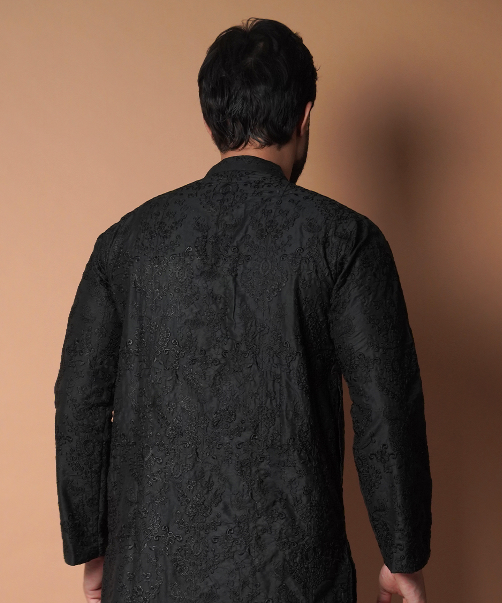 Matte Black Embroidered Cotton Kurta and Pants (2-Piece) - Image 4