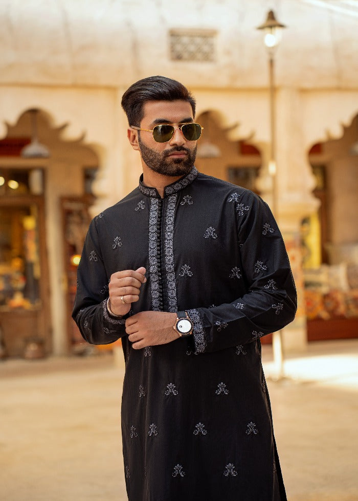 Black Embroidered Egypt Cotton Kurta Set (2-Piece) - Image 1