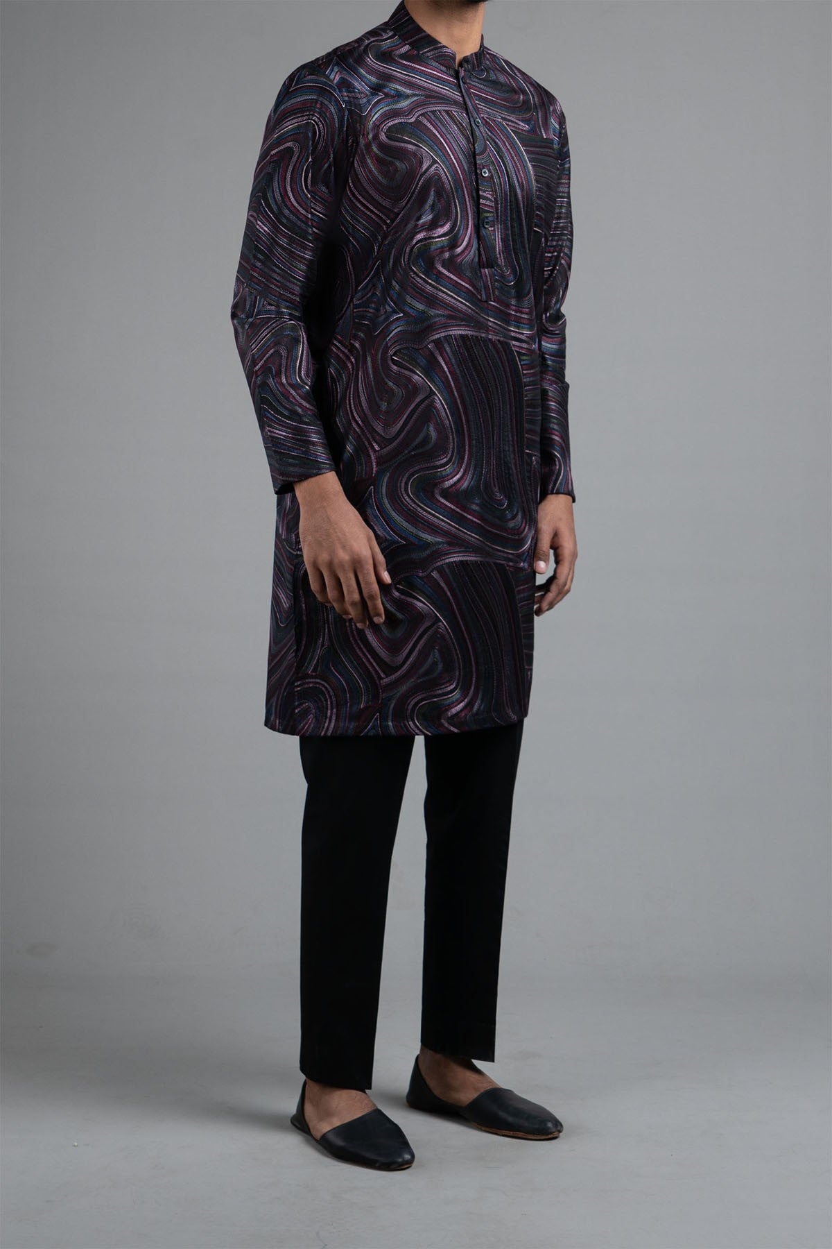 Black Embroidered Egyptian Cotton Kurta (2-Piece) - Image 3