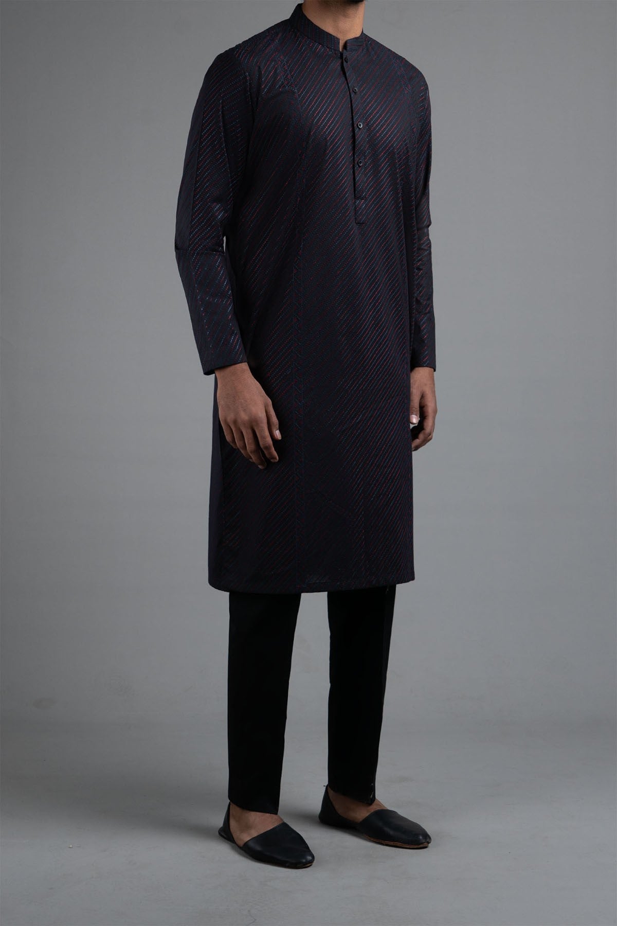 Black Embroidered Egyptian Cotton Kurta (2-Piece) - Image 3