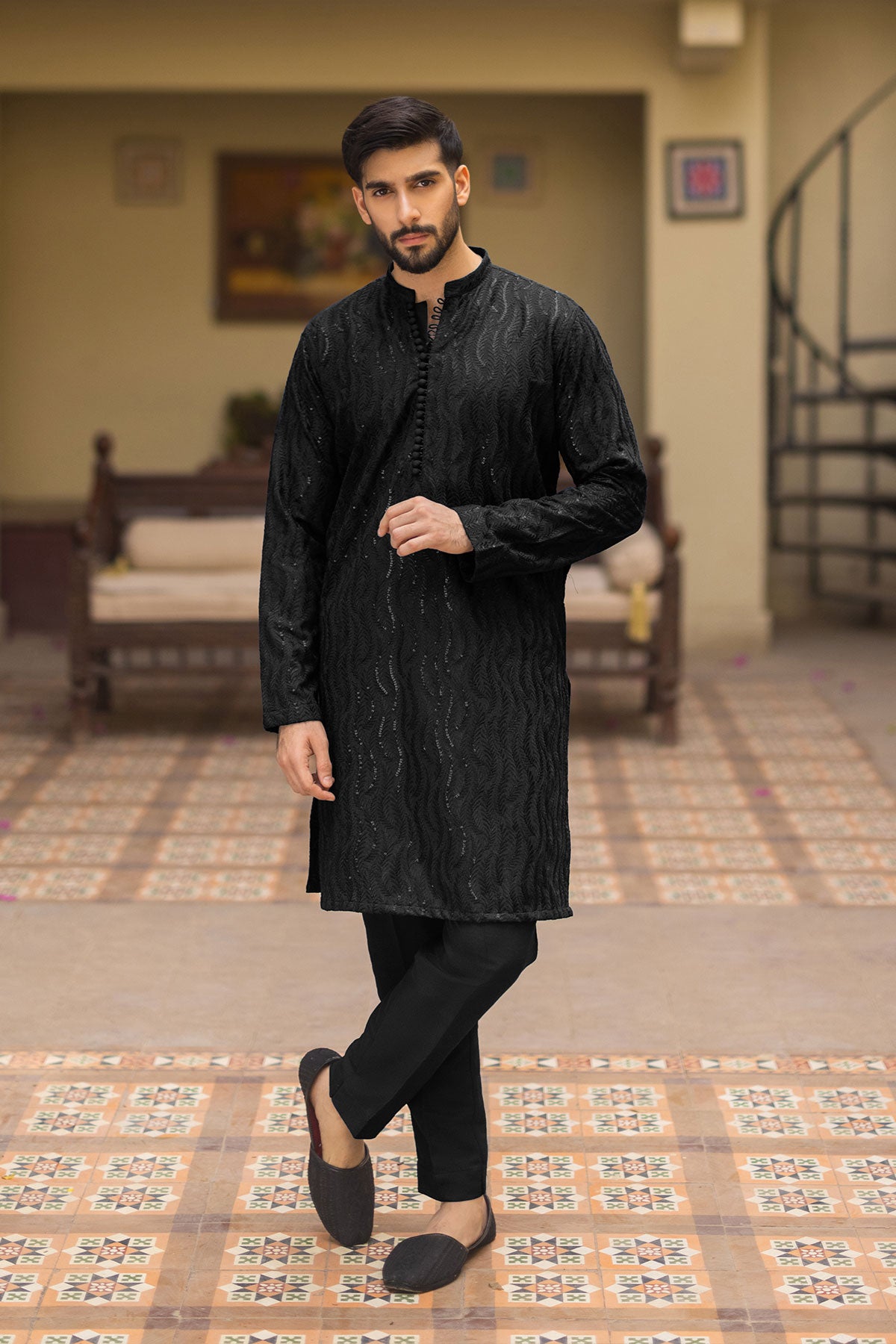 Black Embroidered Kurta Pajama Set (2-Piece) - Image 1