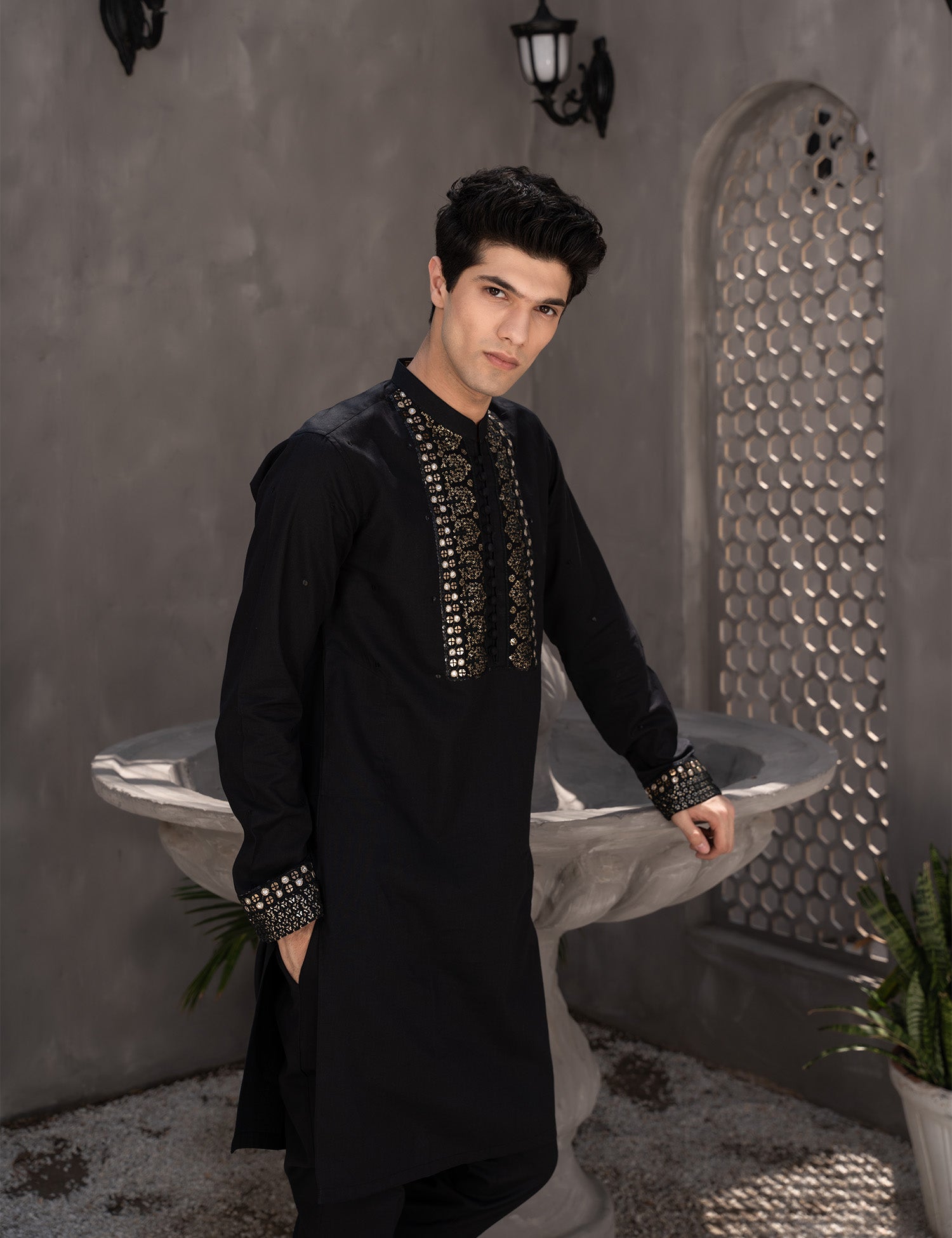 Black Embroidered Cotton Kurta Pajama (2-Piece) - Image 2