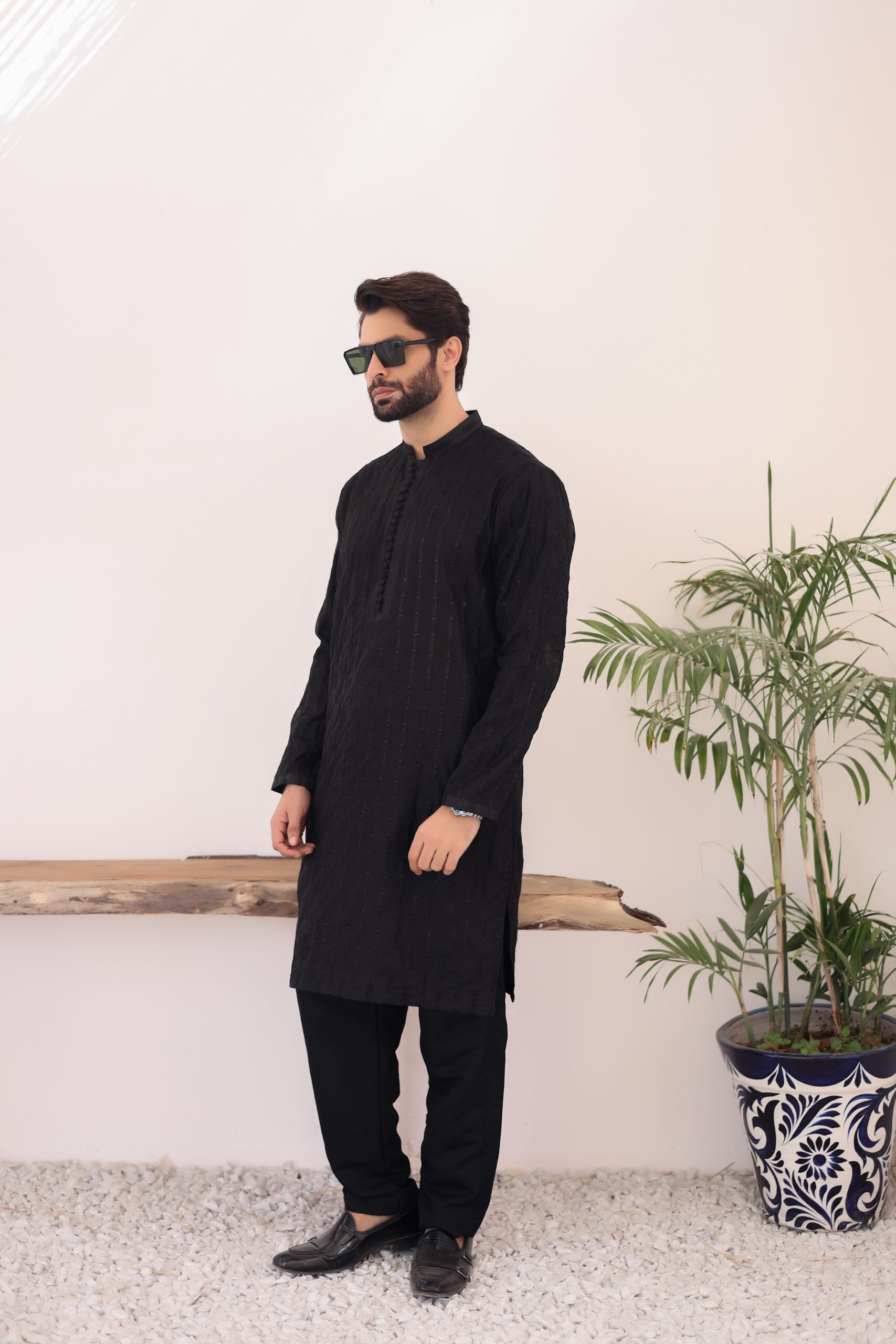 Black Embroidered Paper Cotton Raw Silk Kurta (2-Piece) - Image 1