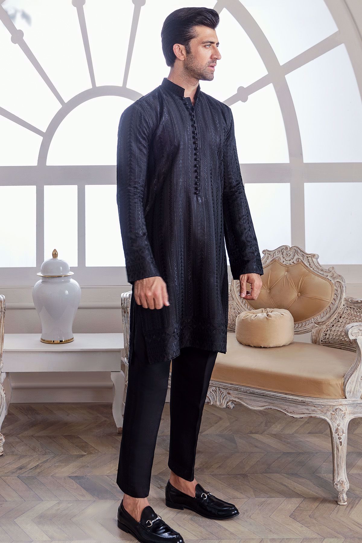 Black Self-Embroidered Raw Silk Short Kurta (2-Piece) - Image 3
