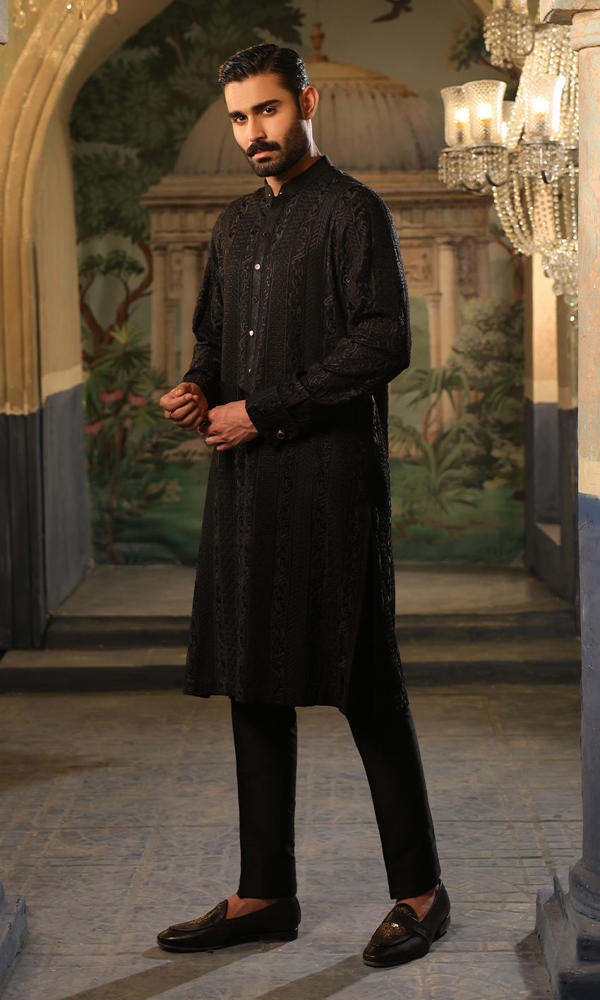 Black Self-Embroidered Kurta with Straight Trousers (2-Piece) - Image 4