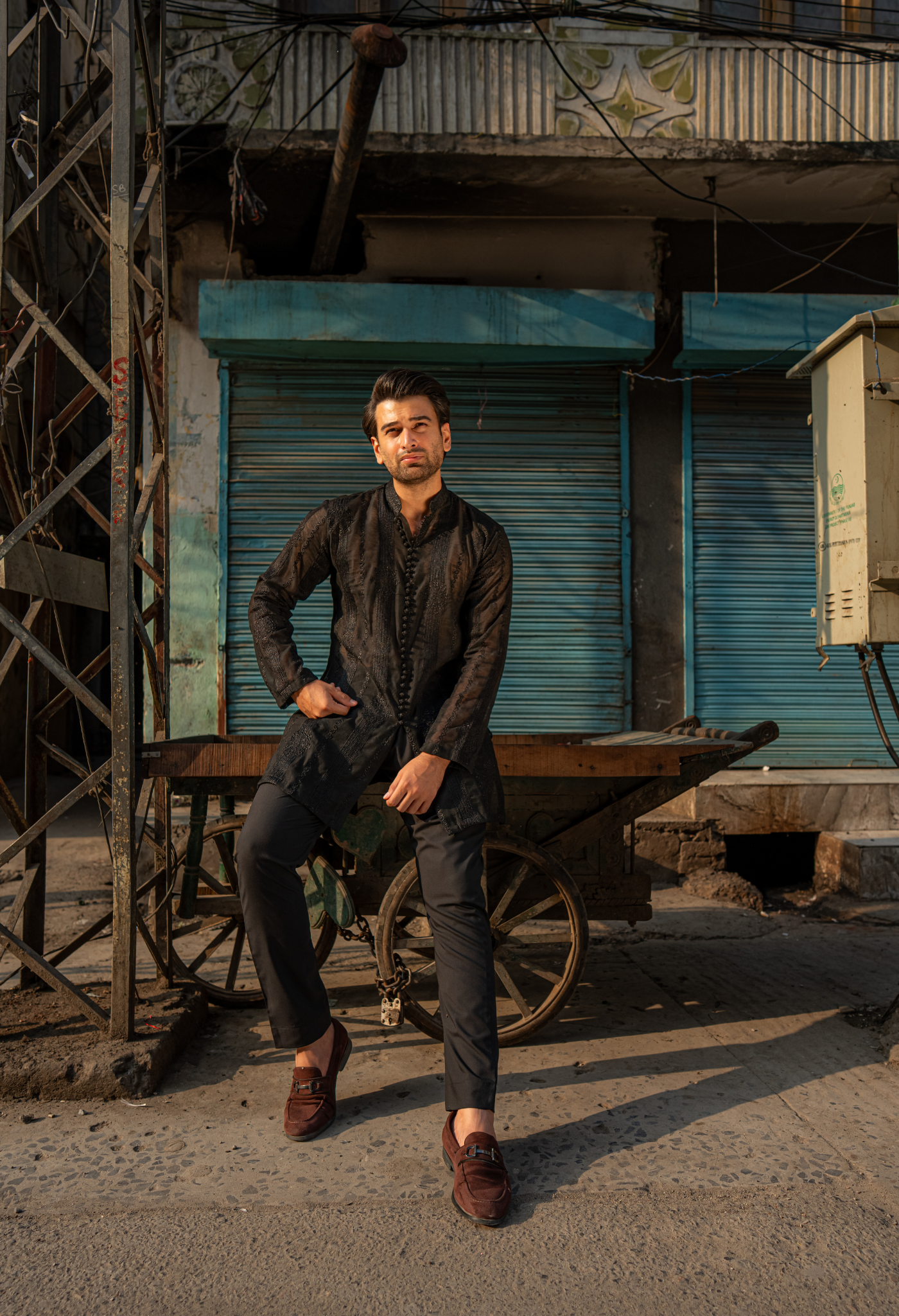 Black Chikankari Embroidered Short Kurta (2-Piece) - Image 5