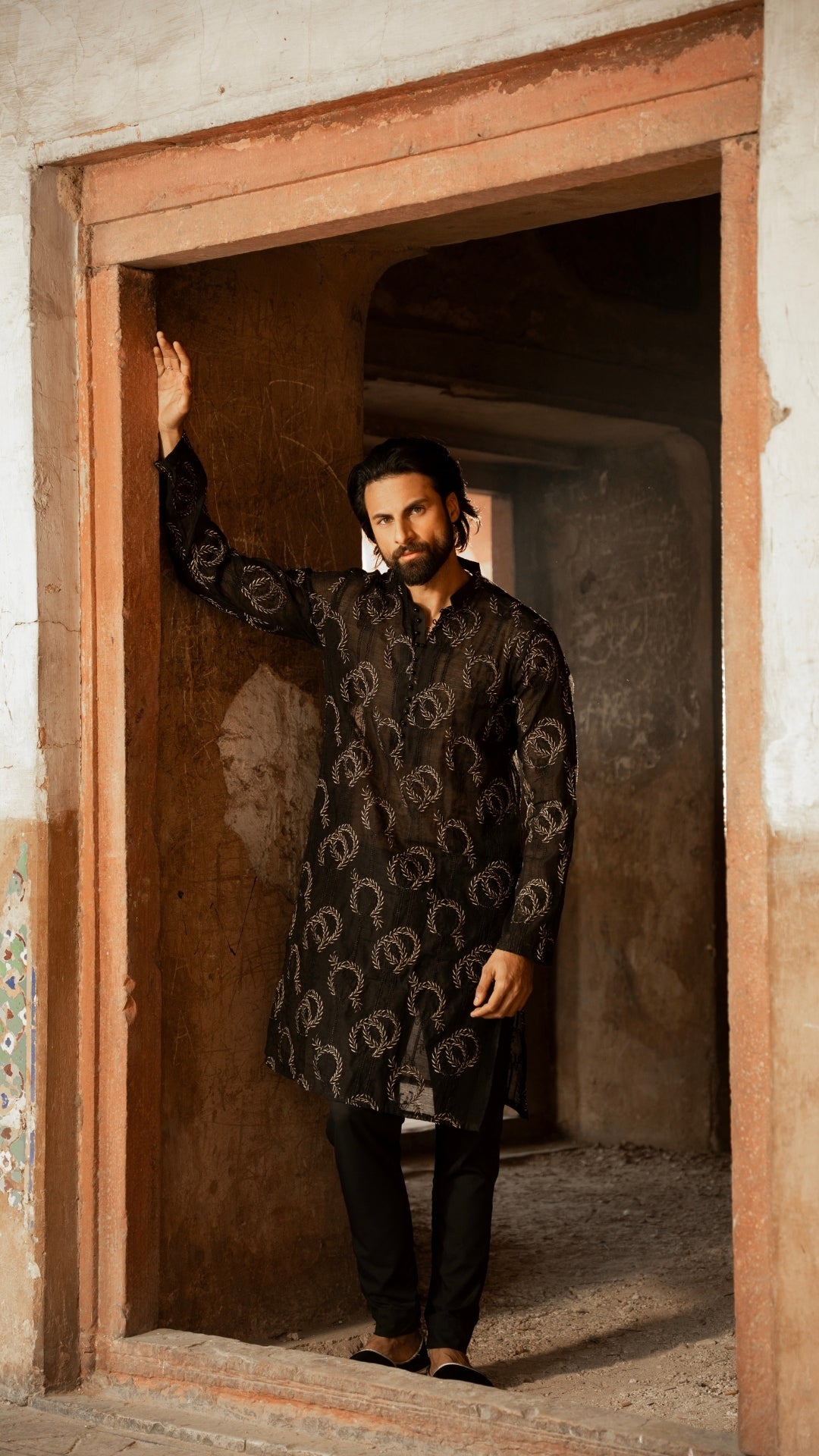 Black Chikankari Embroidered Semi-Sheer Kurta (2-Piece) - Image 3