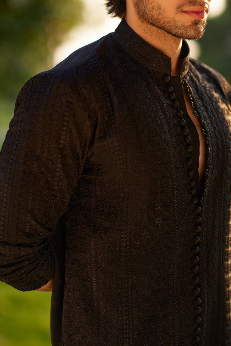 Black Embroidered Raw Silk Kurta Set (2-Piece) - Image 4