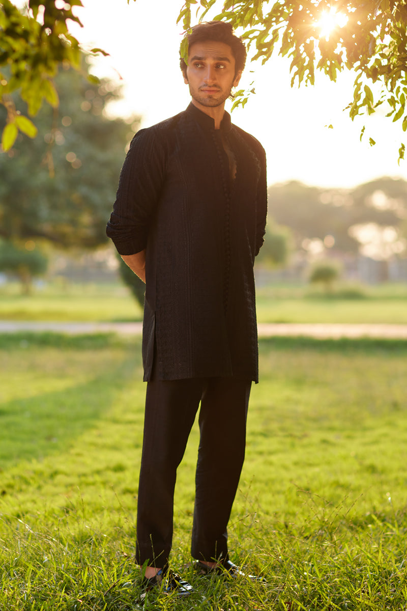 Black Embroidered Raw Silk Kurta Set (2-Piece) - Image 5