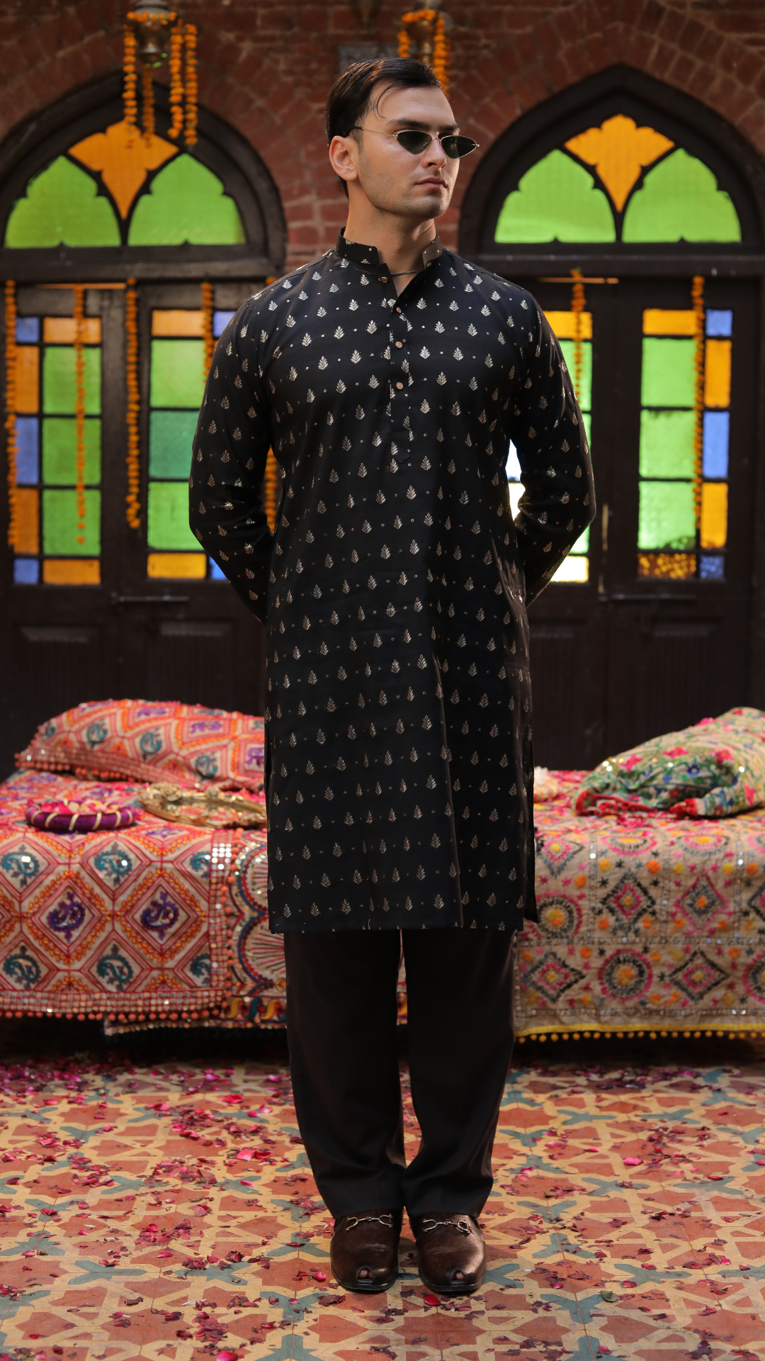 Black Mirror Work Silk-Blend Kurta (2-Piece) - Image 1