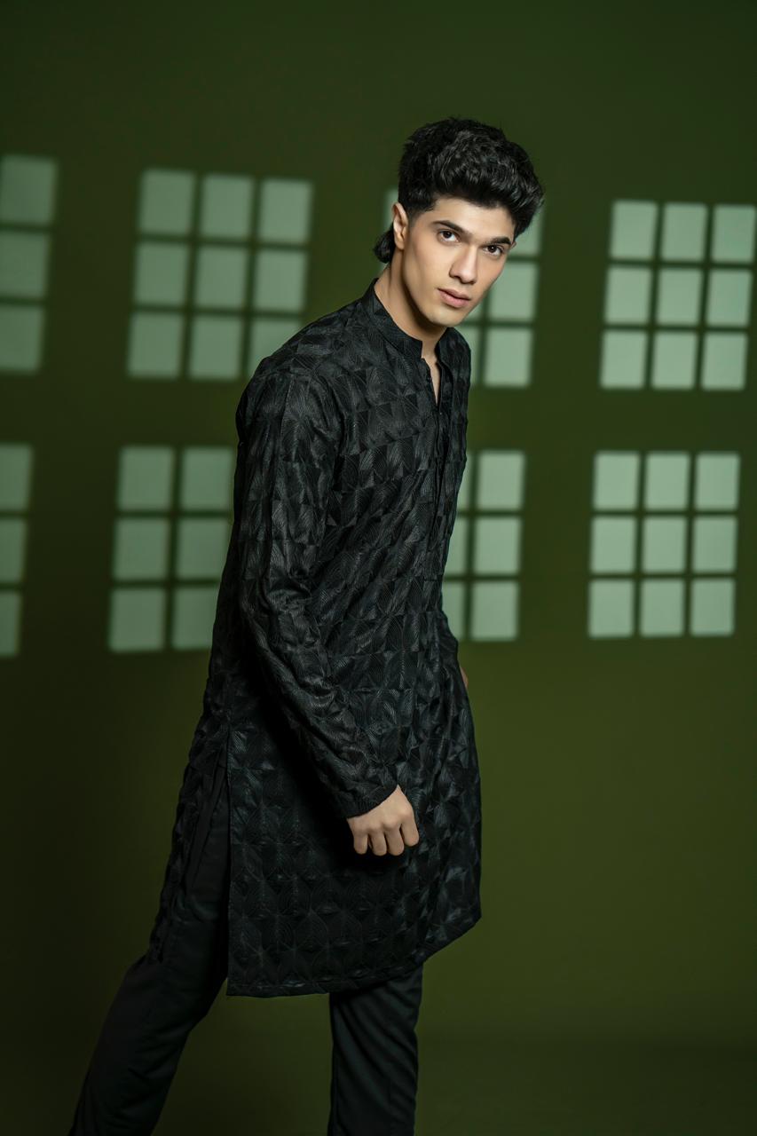 Black Embroidered Blended Kurta Set (2-Piece) - Image 1