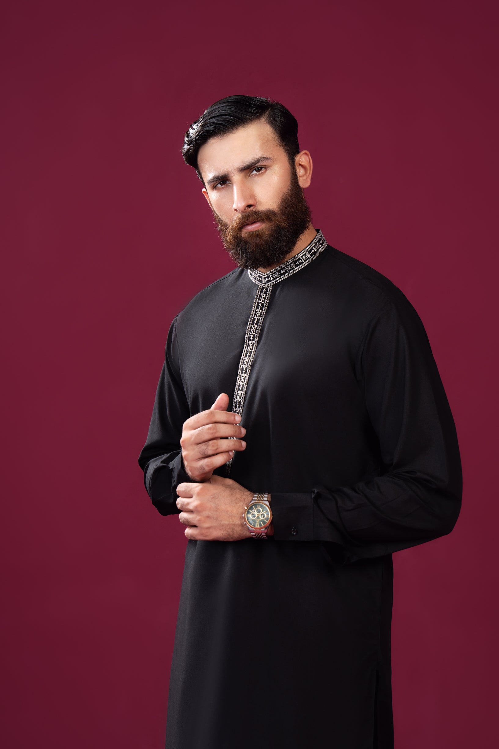 Black Embroidered Blended Kurta Shalwar (2-Piece) - Image 3
