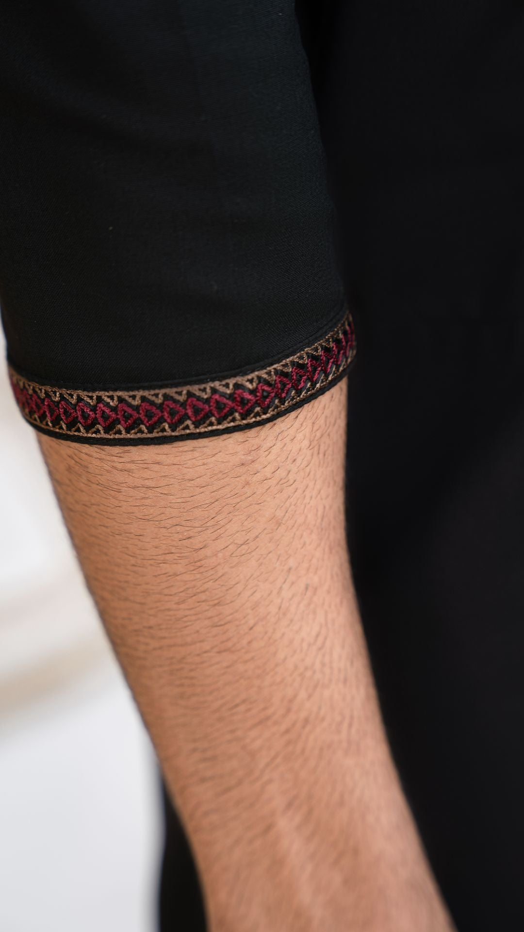 Black Embroidered Blended Fabric Shalwar Kameez (2-Piece) - Image 3