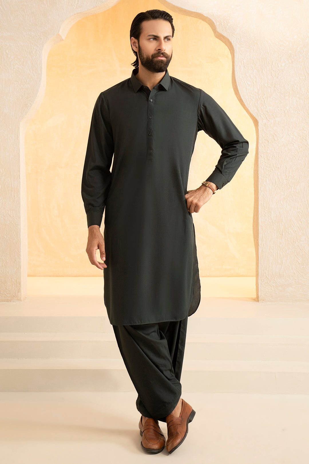 Black Blended Fabric Shalwar Kameez (2-Piece) - Image 4