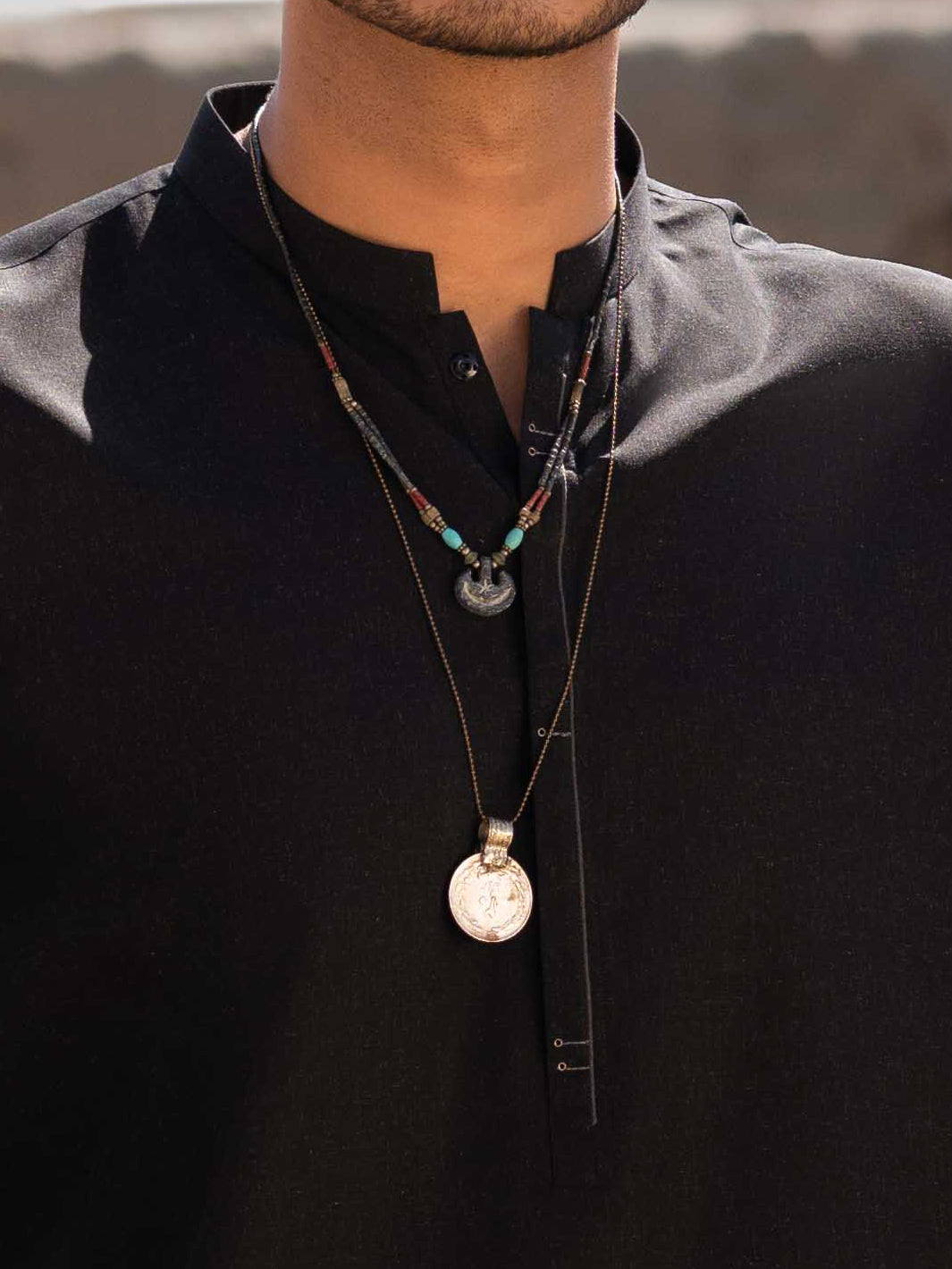 Black Minimal Stitch Blended Shalwar Kameez (2-Piece) - Image 4