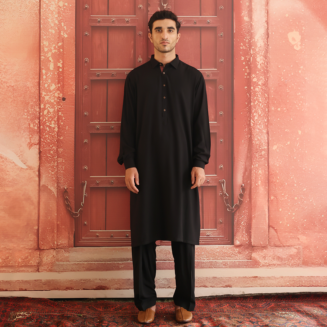 Black Linen Classic Fit Shalwar Kameez (2-Piece) - Image 1