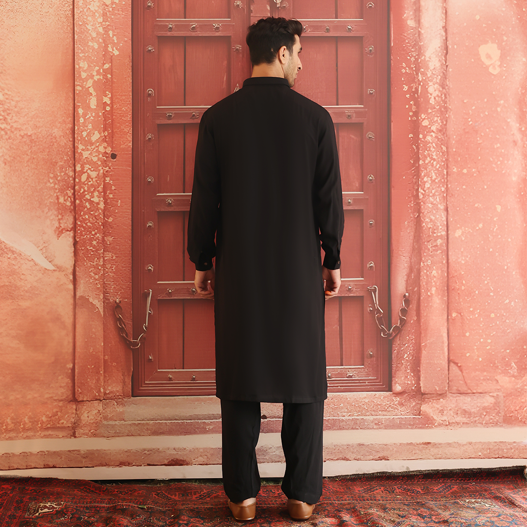 Black Linen Classic Fit Shalwar Kameez (2-Piece) - Image 4