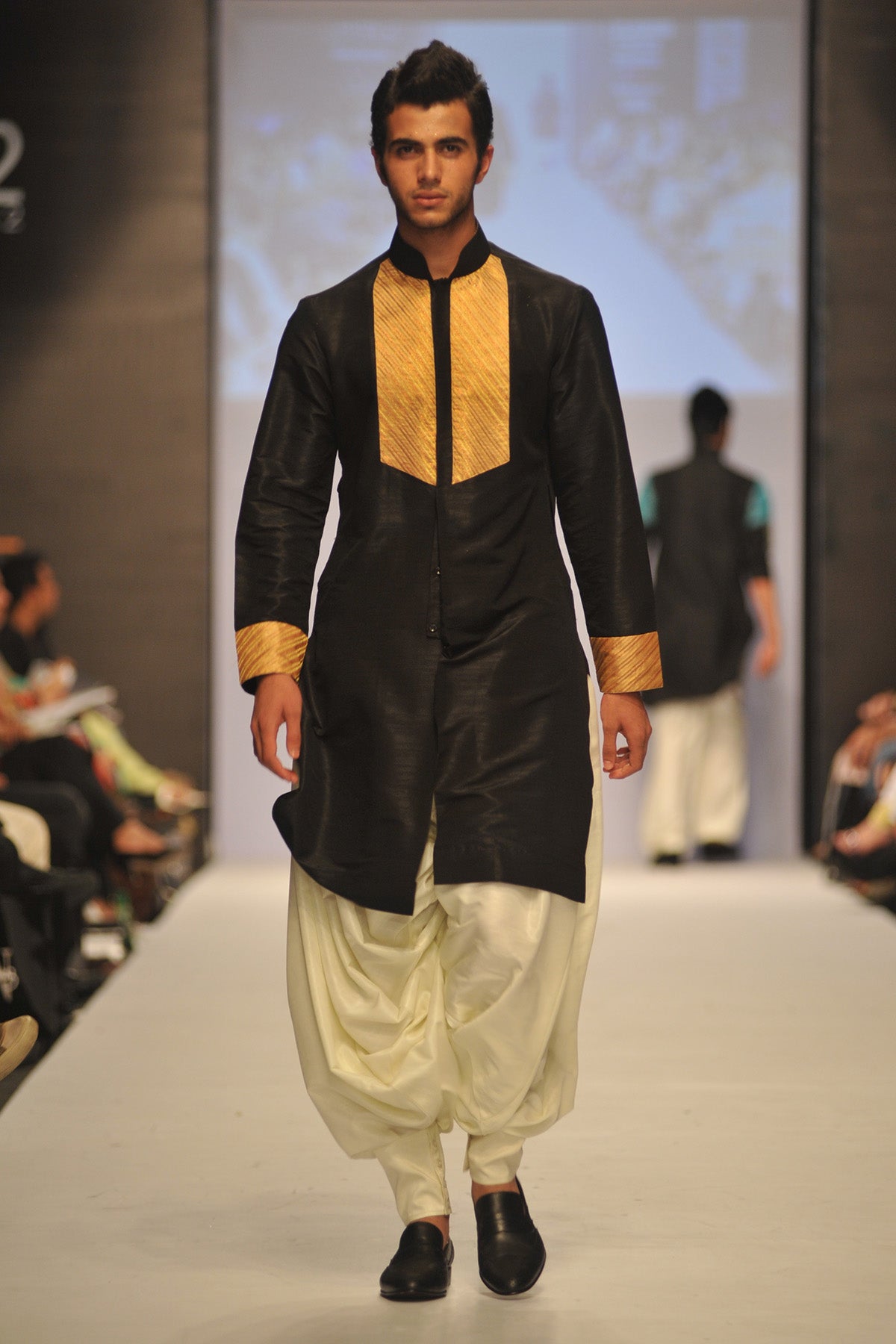 Black Gold Contrast Silk-Blend Kurta (2-Piece) - Image 1