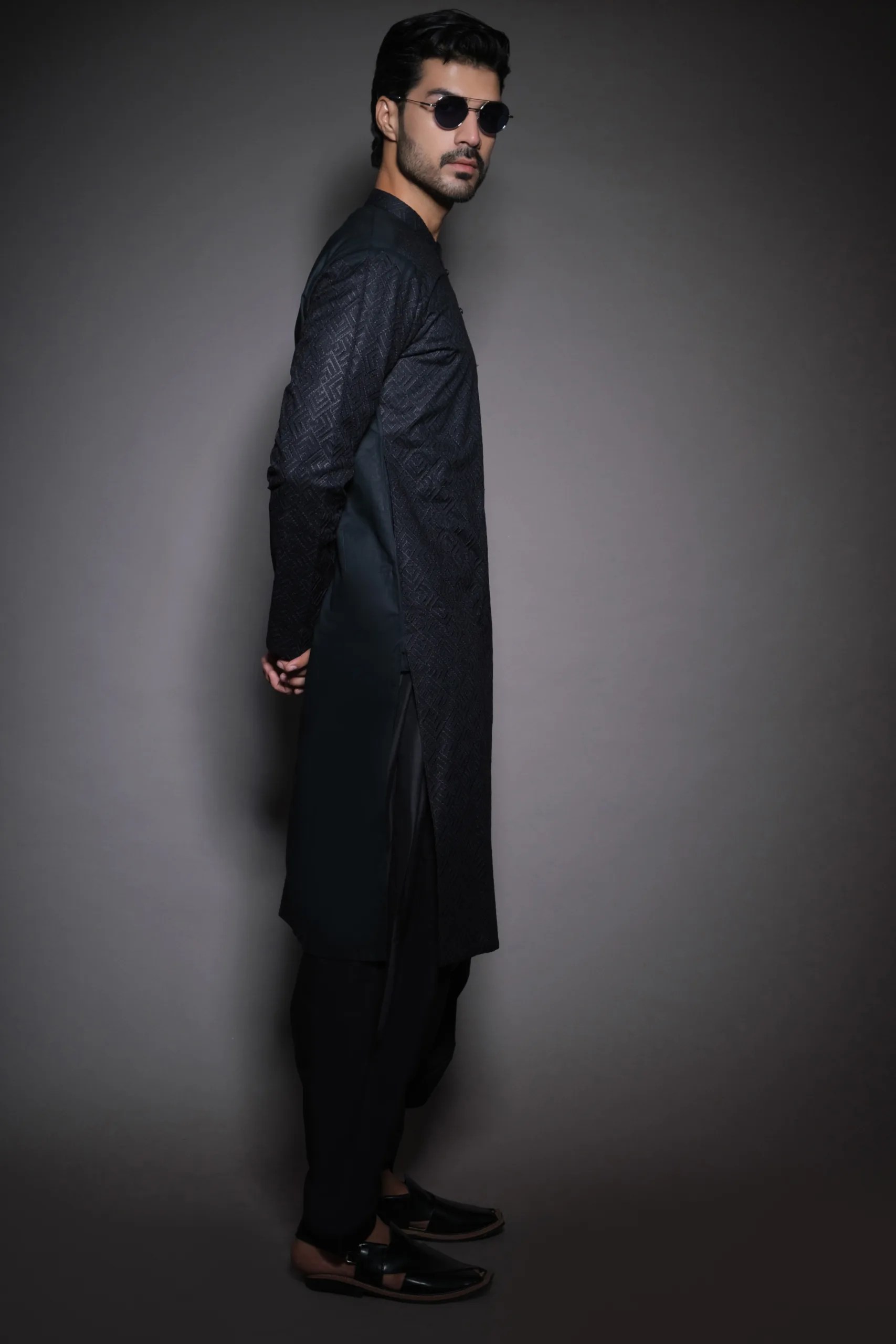 Deep Black Textured Weave Kurta Set (2-Piece) - Image 2