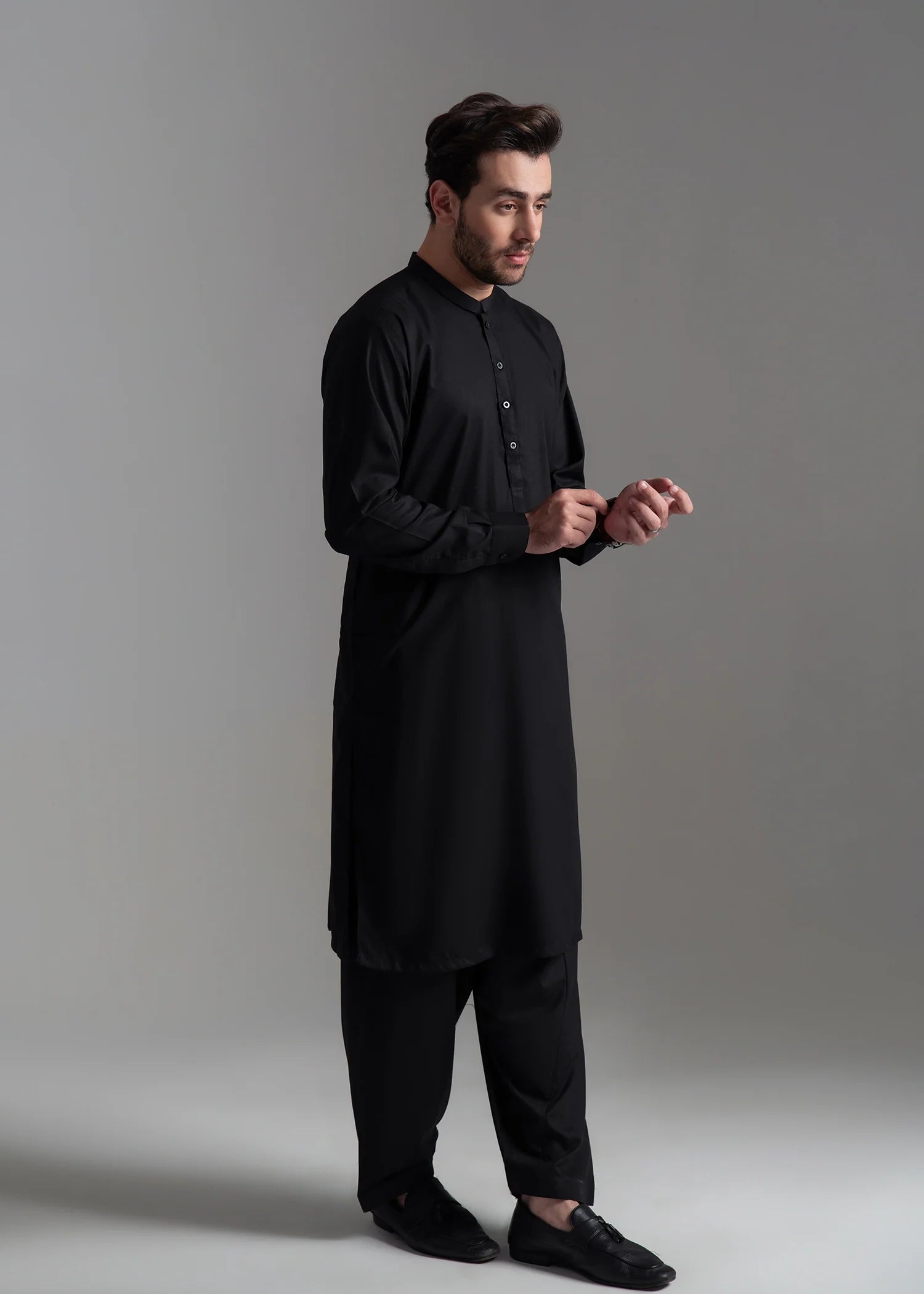 Black Wash & Wear Shalwar Kameez (2-Piece) - Image 3