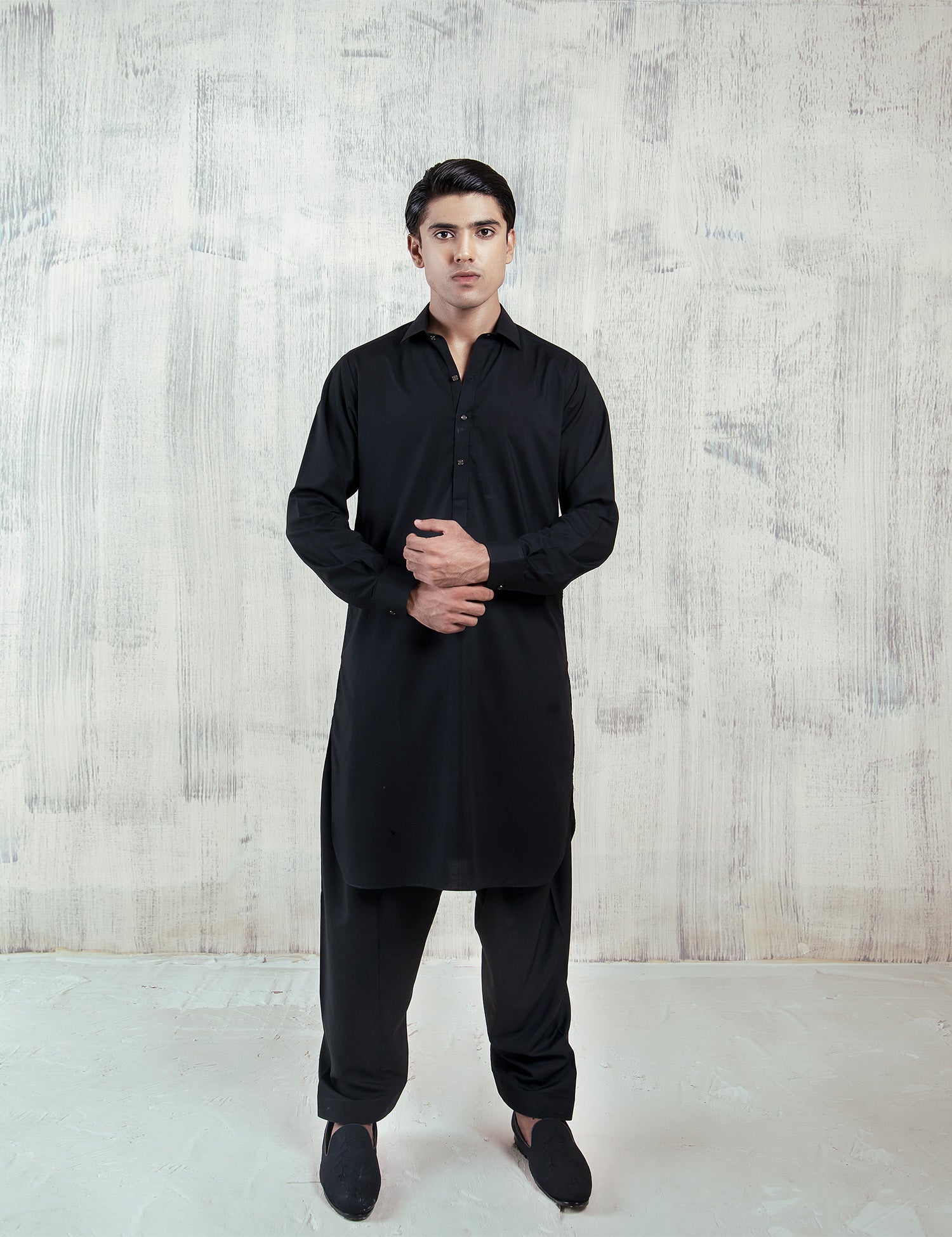 Black Wash & Wear Shalwar Kameez (2-Piece) - Image 1