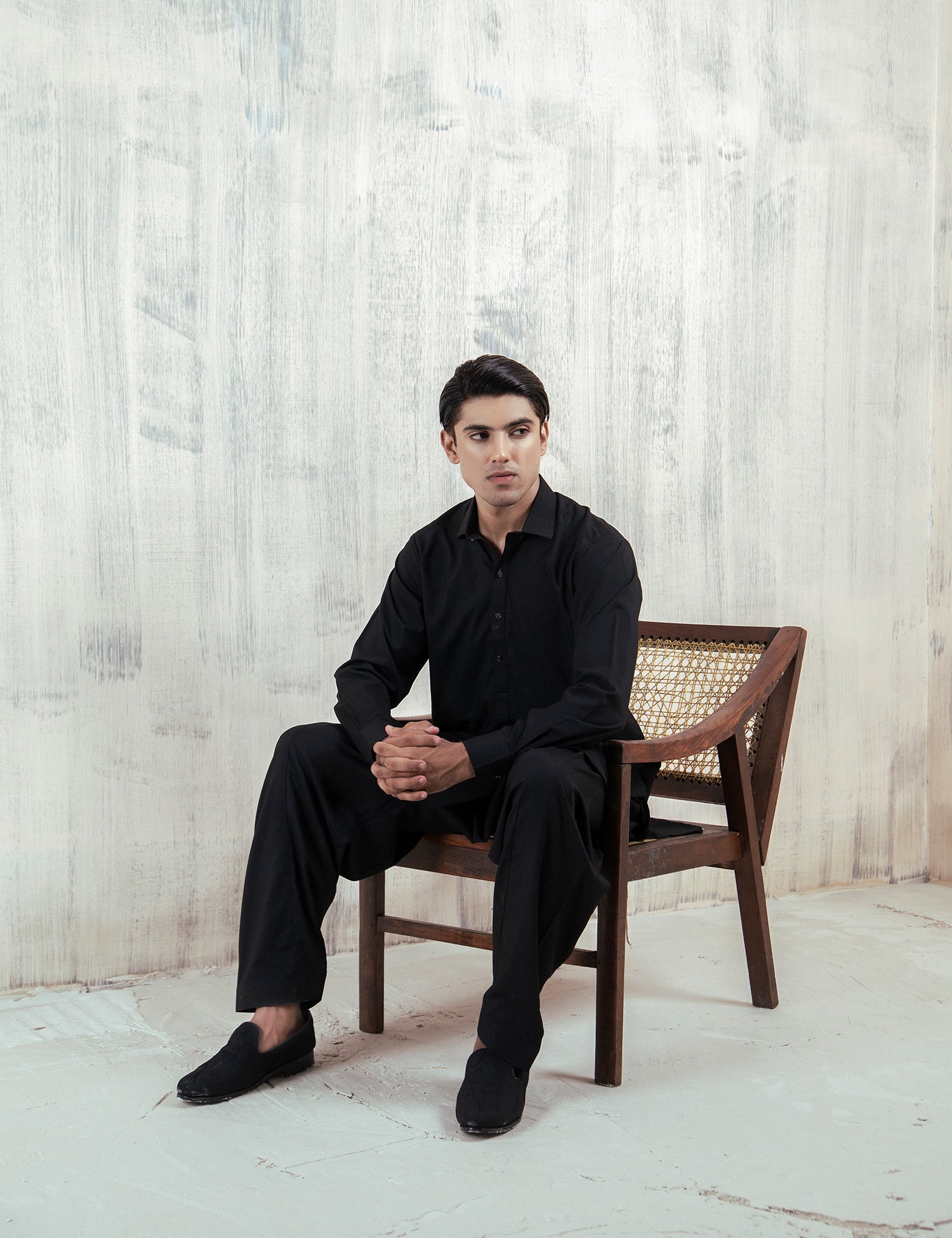 Black Wash & Wear Shalwar Kameez (2-Piece) - Image 5