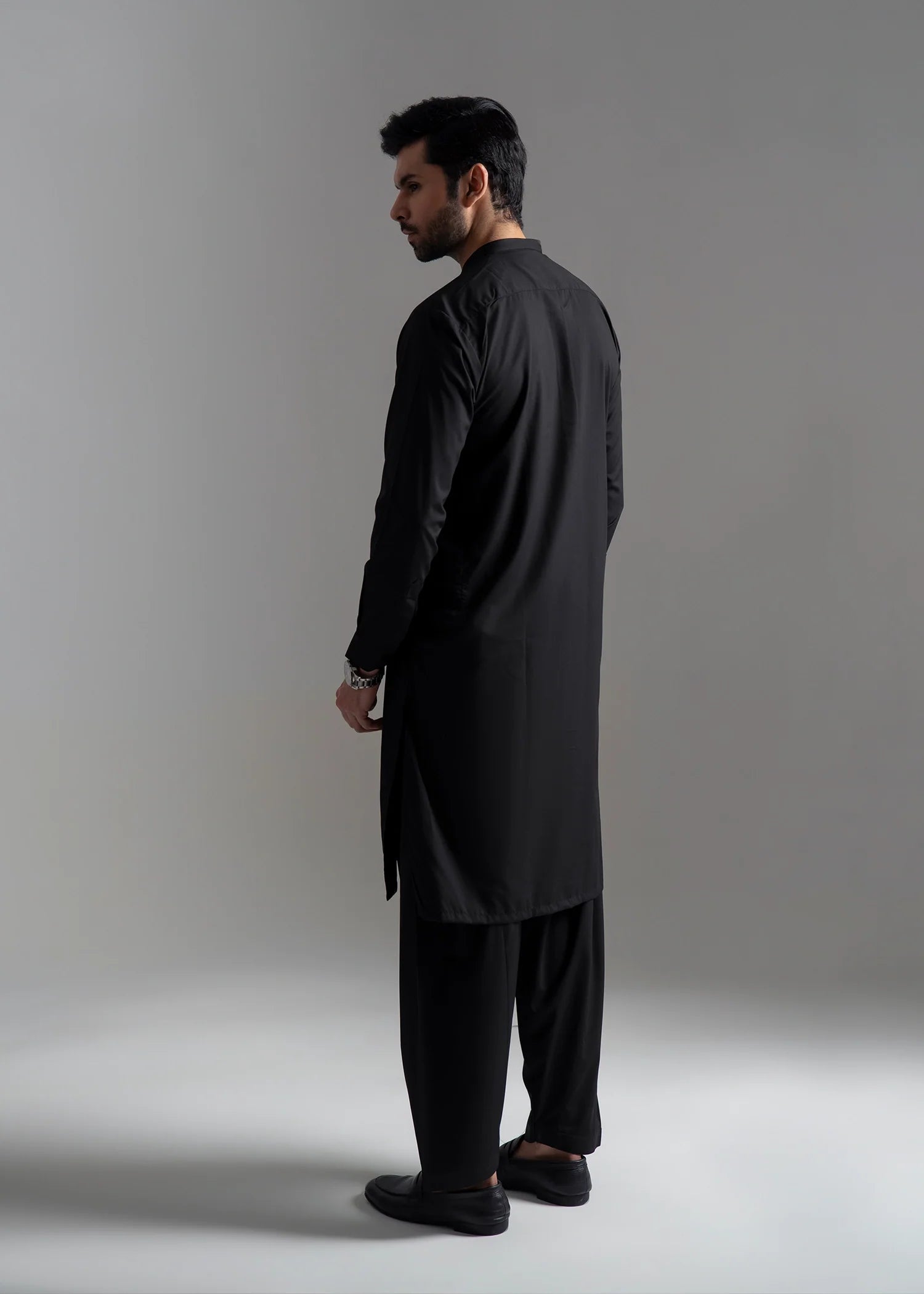 Black Wash & Wear Shalwar Kameez (2-Piece) - Image 4