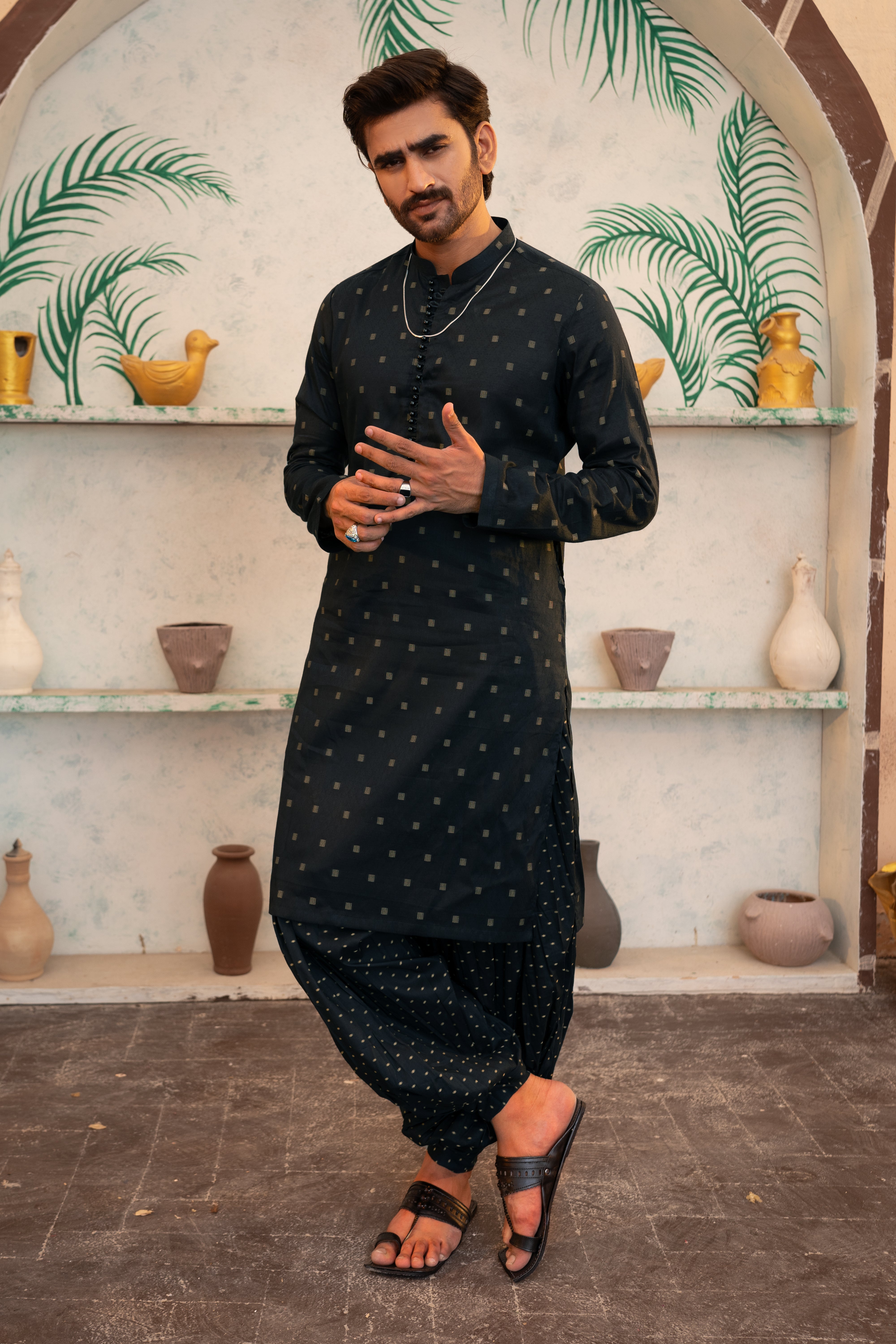 Black Jacquard Cotton Shalwar Kameez (2-Piece) - Image 2