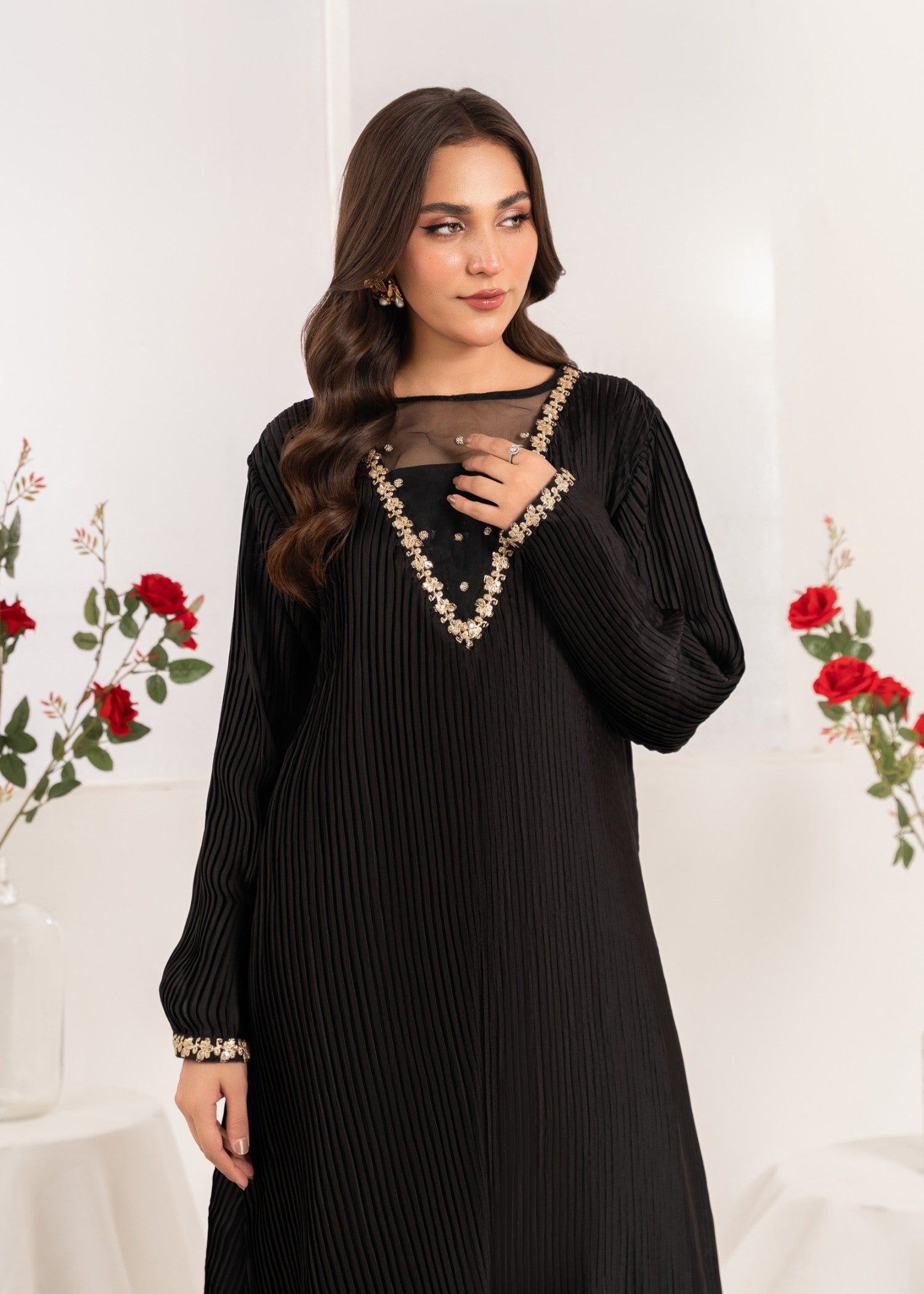 Pakistani Black Sequin Embroidered Silk Pishwas (2-Piece) - Image 6