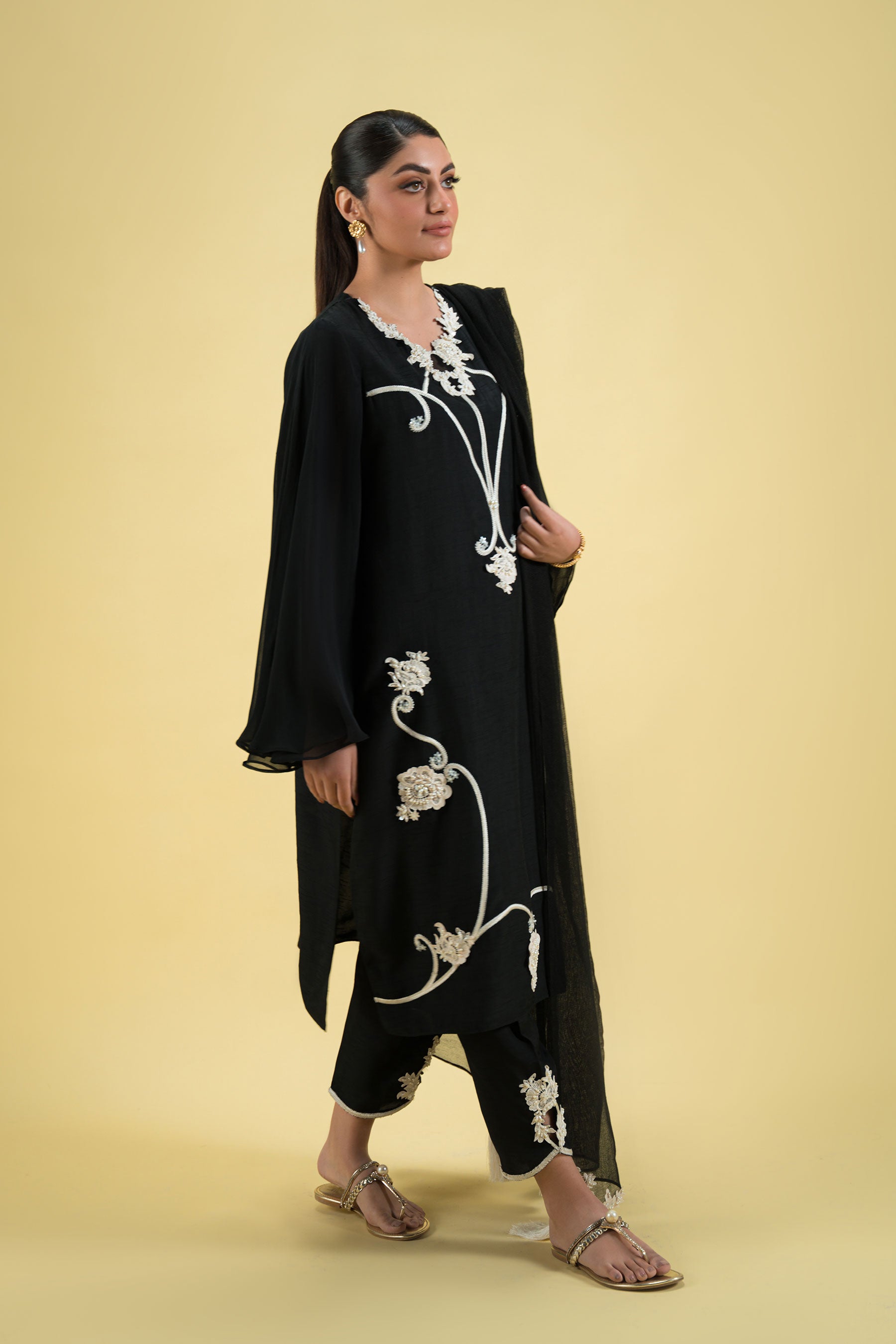 Black Embroidered Blended Silk Salwar Kameez (3-Piece) - Image 2