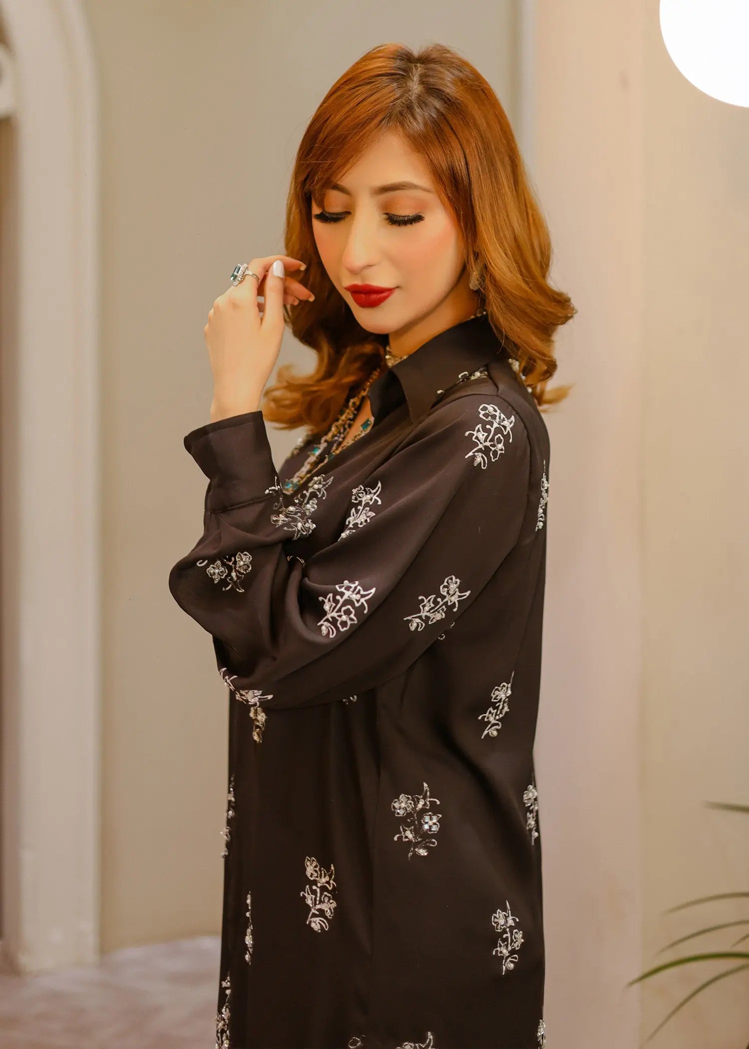 Pakistani Black Embellished Chiffon Kurta Set (2-Piece) - Image 3