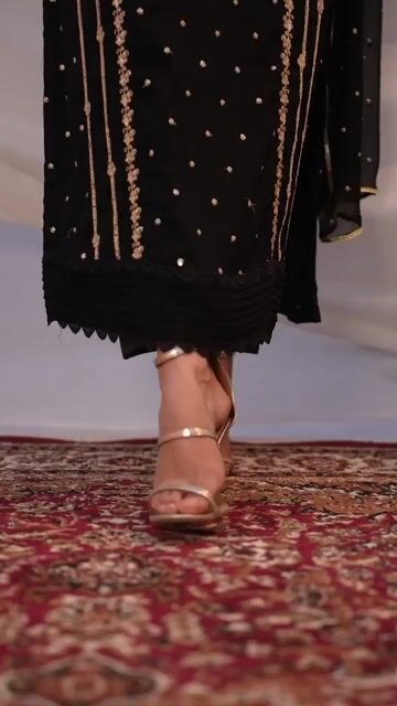 Pakistani Black Embroidered Chiffon Long Kurta Set (3-Piece) - Image 9