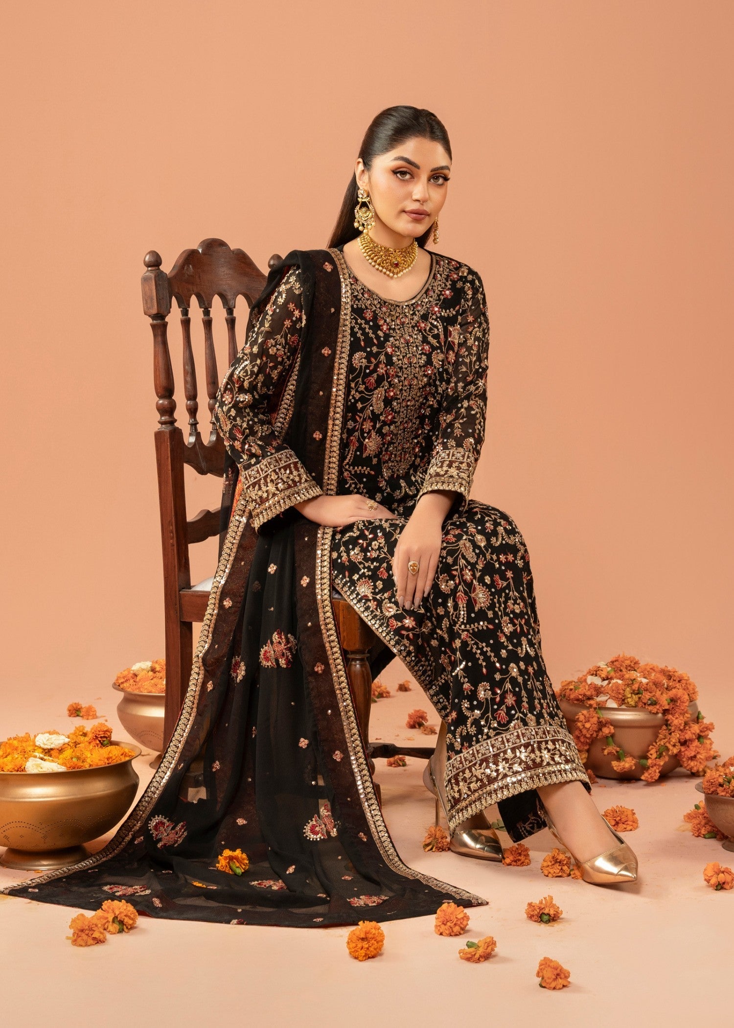 Black Embroidered Chiffon Kurta Set (3-Piece) - Image 6