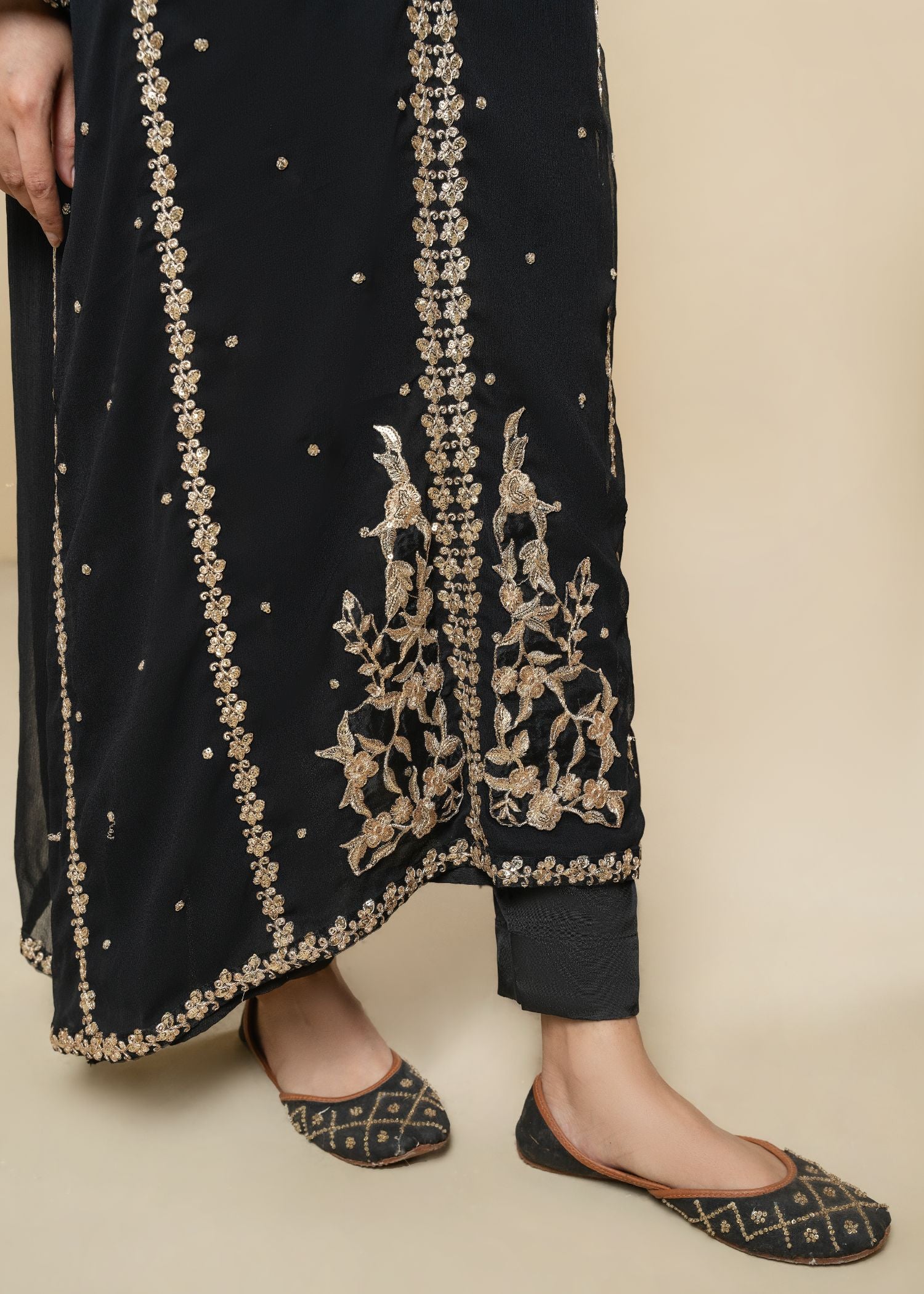 Black Embroidered Chiffon 3-Piece Kurta Set - Image 6