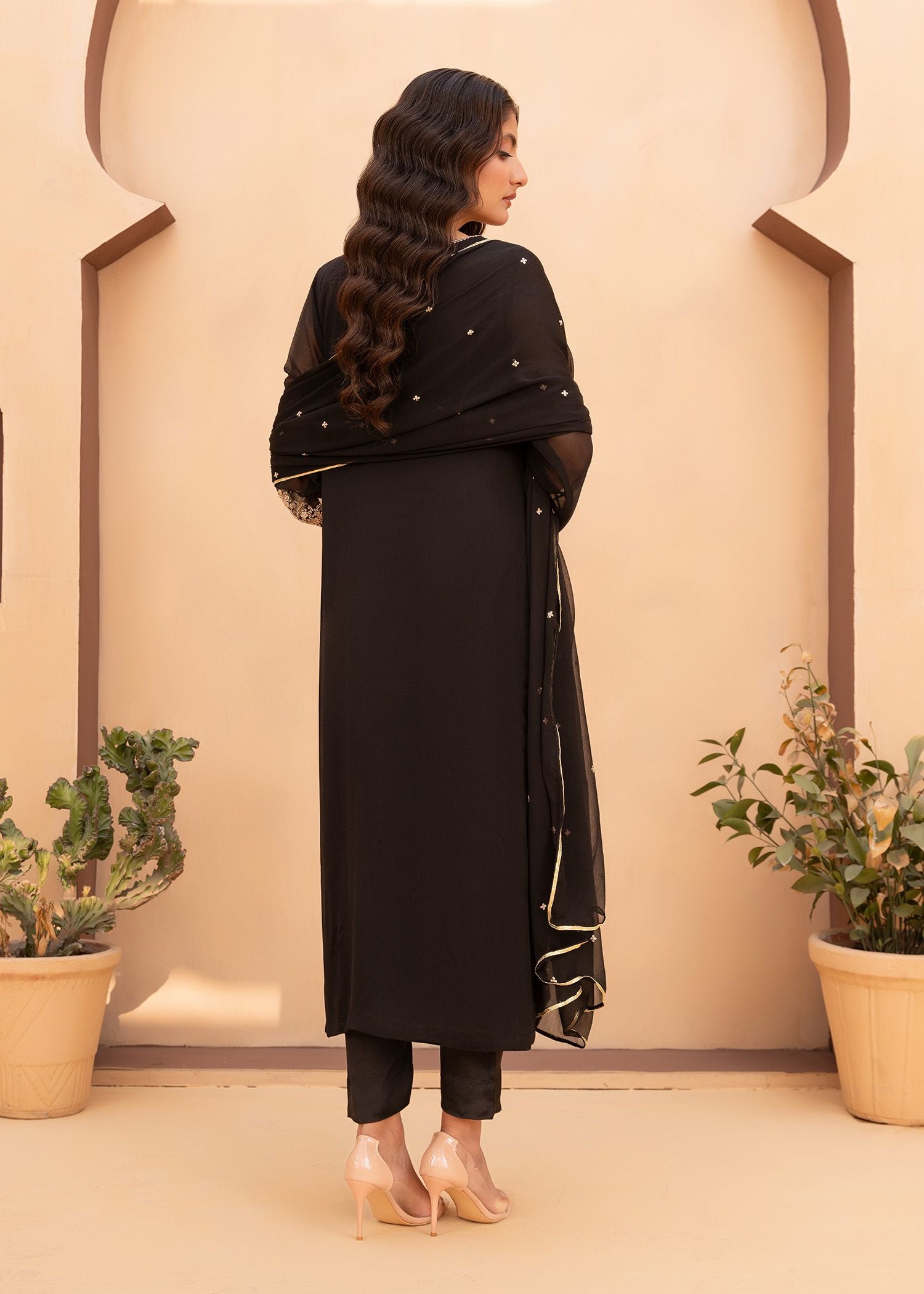 Black Sequin Embroidered Chiffon Kurta Set (3-Piece) - Image 3