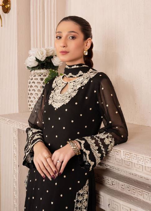 Black Embroidered Chiffon Kurta Set (3-Piece) - Image 2