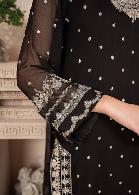 Black Embroidered Chiffon Kurta Set (3-Piece) - Image 3
