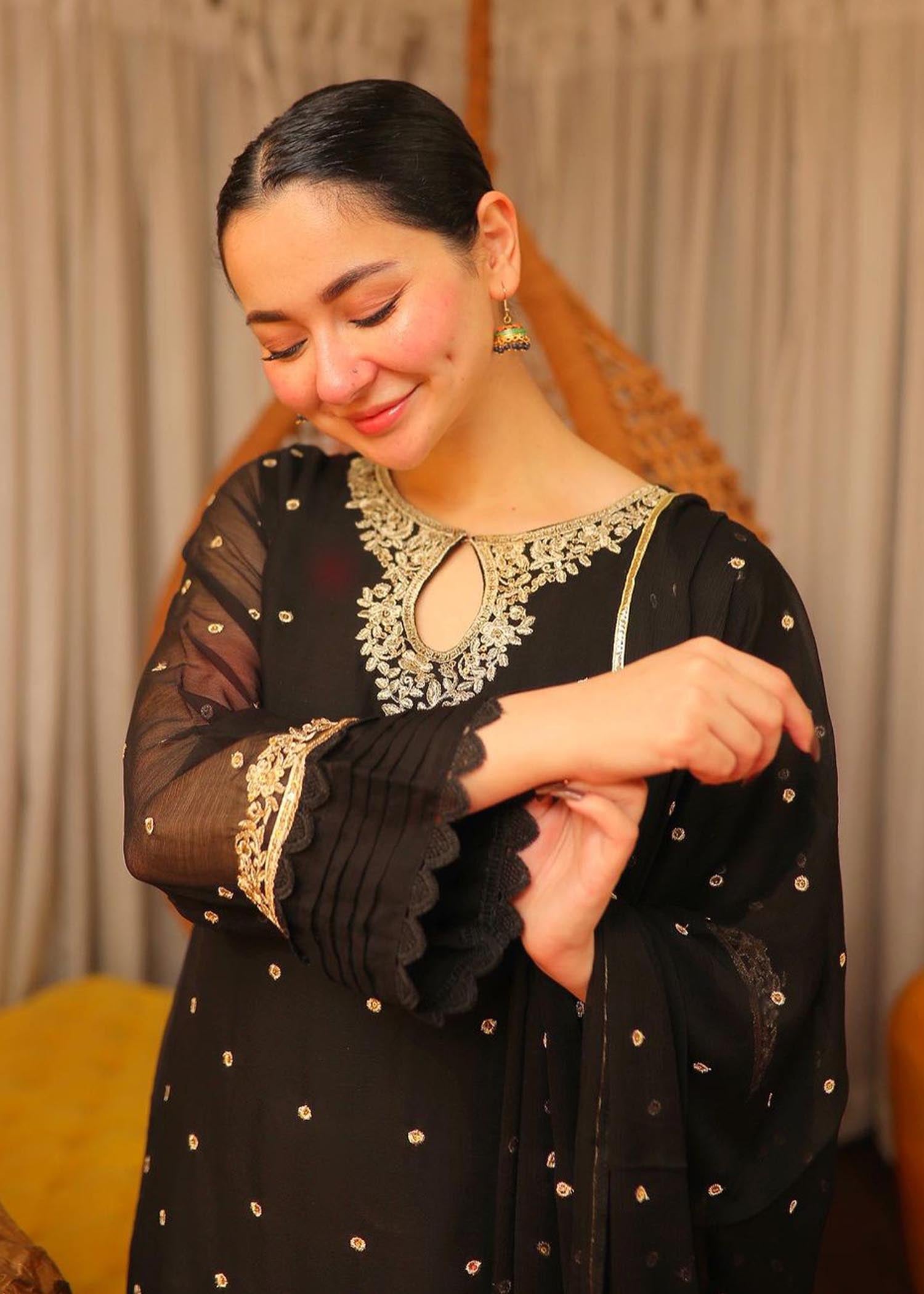 Pakistani Black Embroidered Chiffon Straight Kurta Set (3-Piece) - Image 5