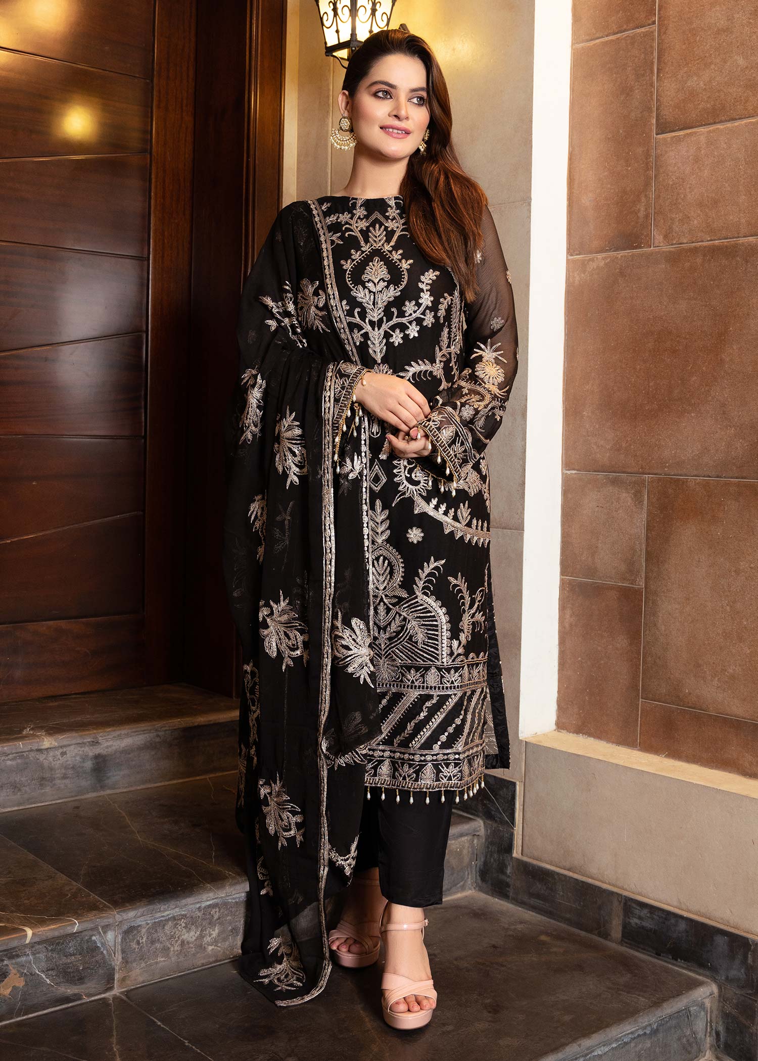 Black Embroidered Chiffon Kurta Set (3-Piece) - Image 1